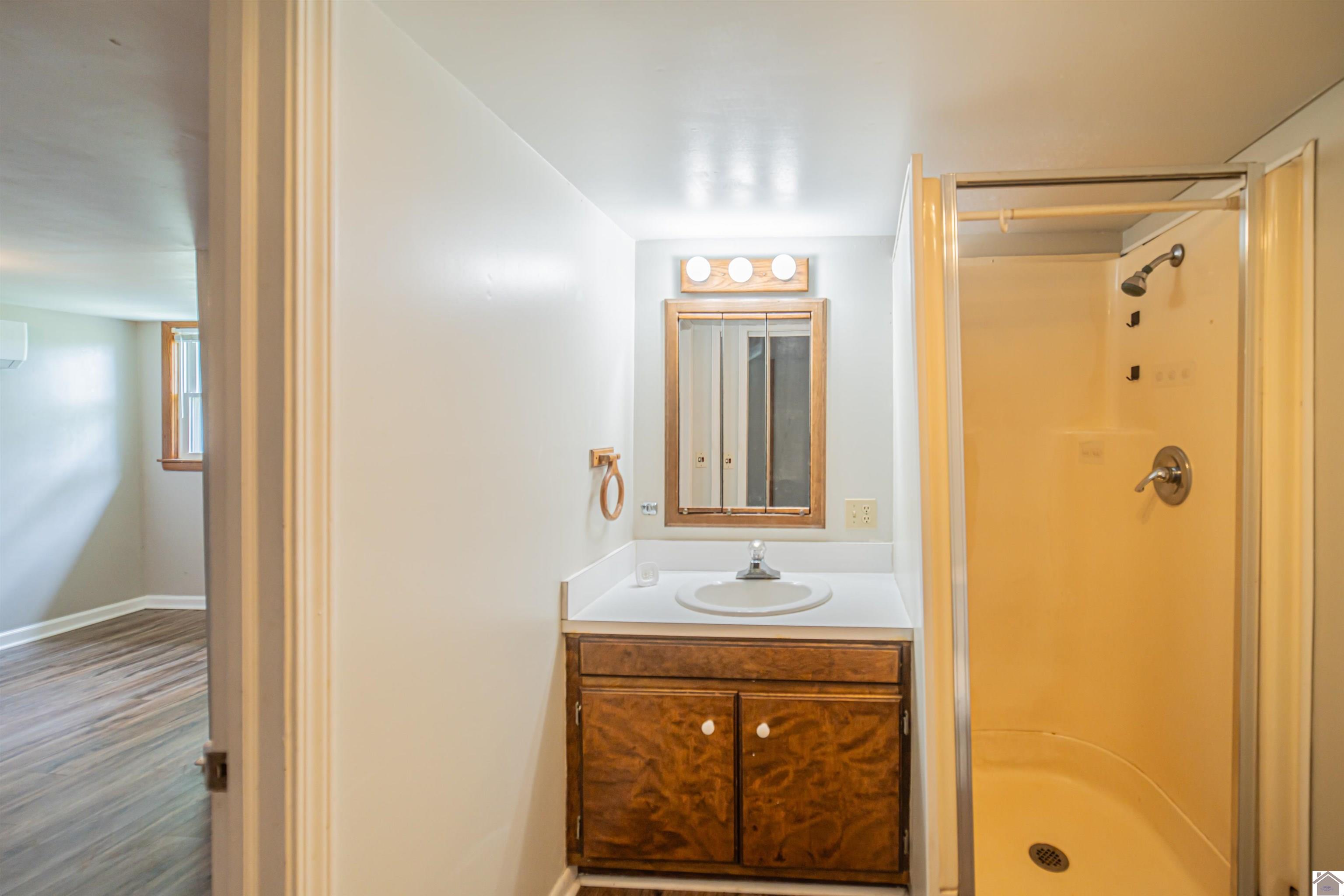 893 Peach Orchard Road, Murray, KY 42071 Listing Photo  32