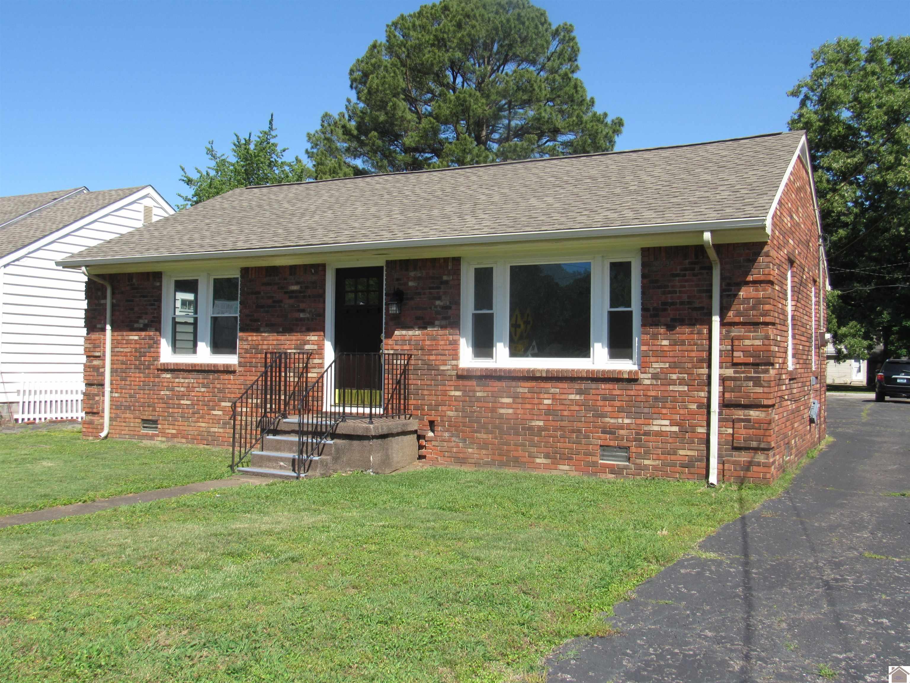 2607 Jackson St, Paducah, KY 42003 Listing Photo  1