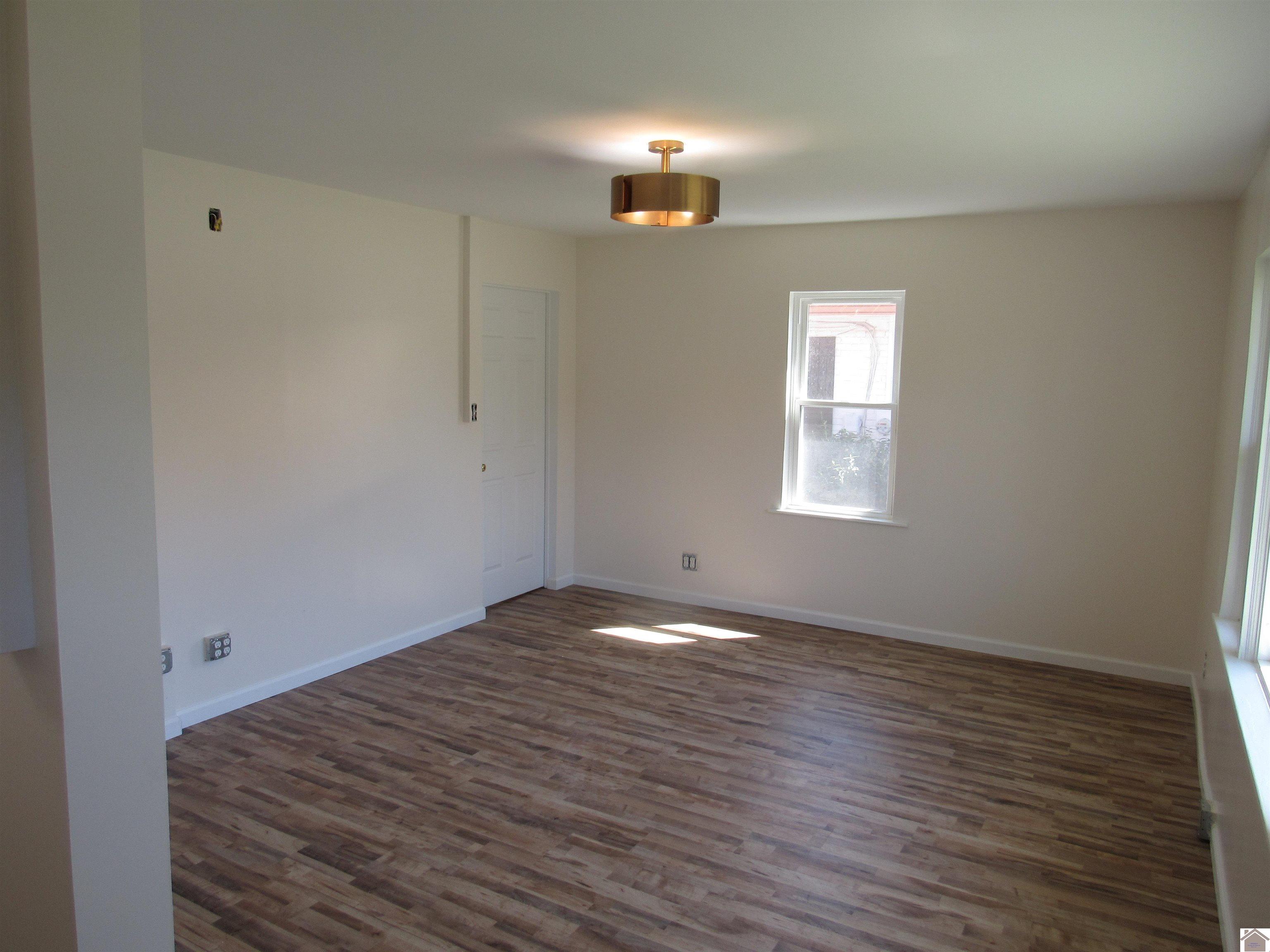 2607 Jackson St, Paducah, KY 42003 Listing Photo  4