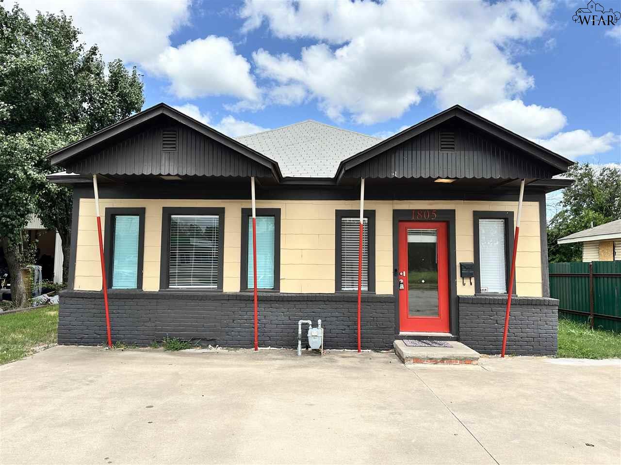 Property photo 1