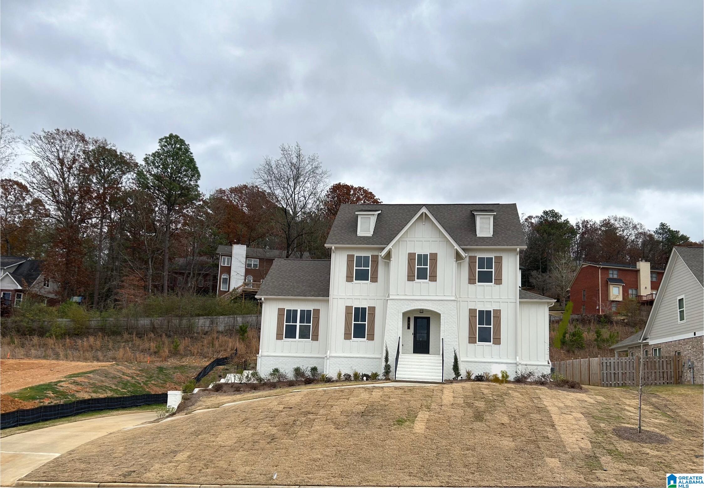 1st image of 501 Ramsgate Dr, Alabaster, AL 35114 | MLS# 21377424