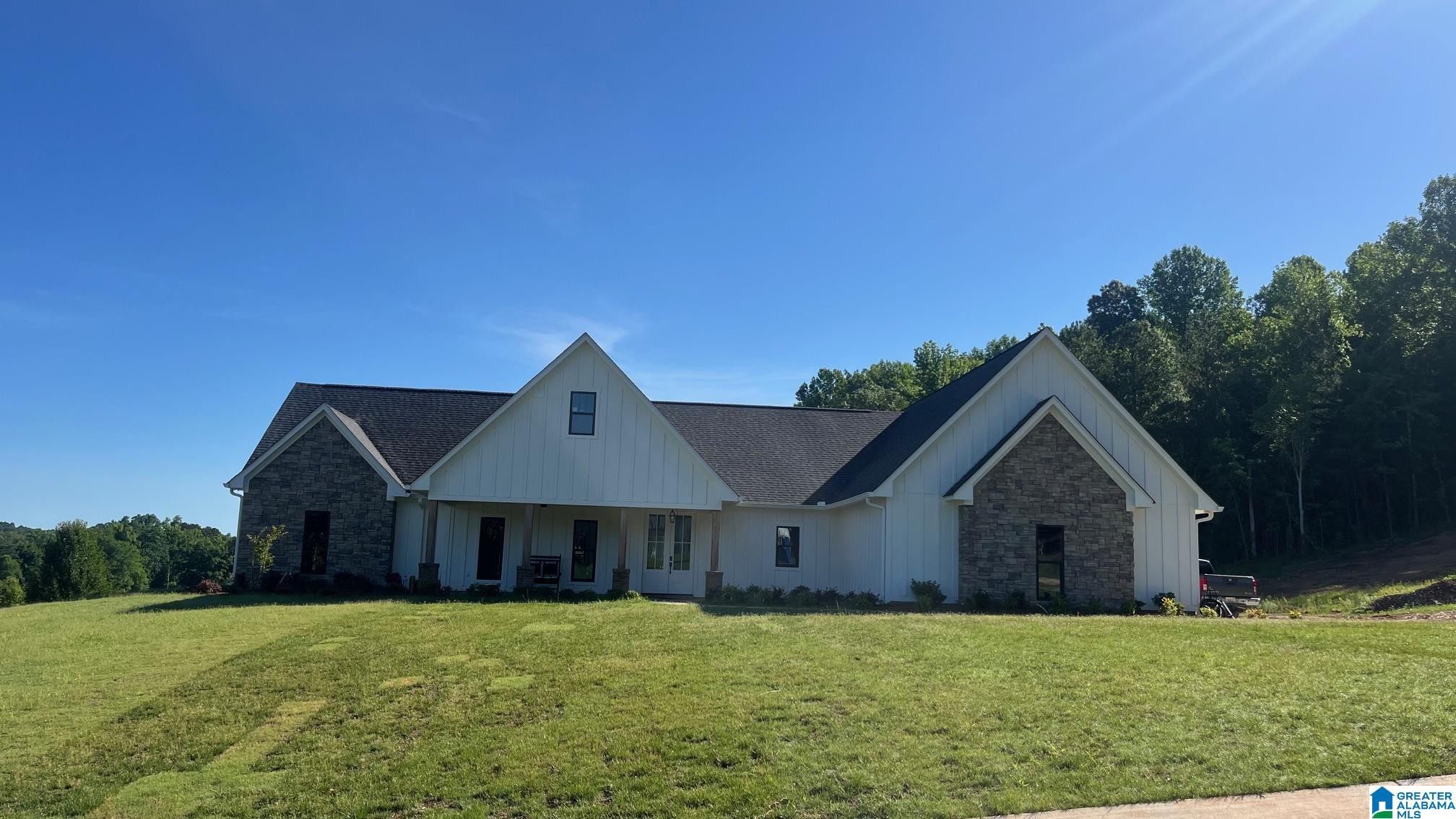 380 JACOBS LOOP