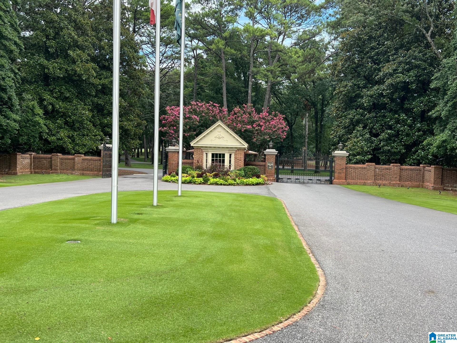 4 CHERRY HILLS