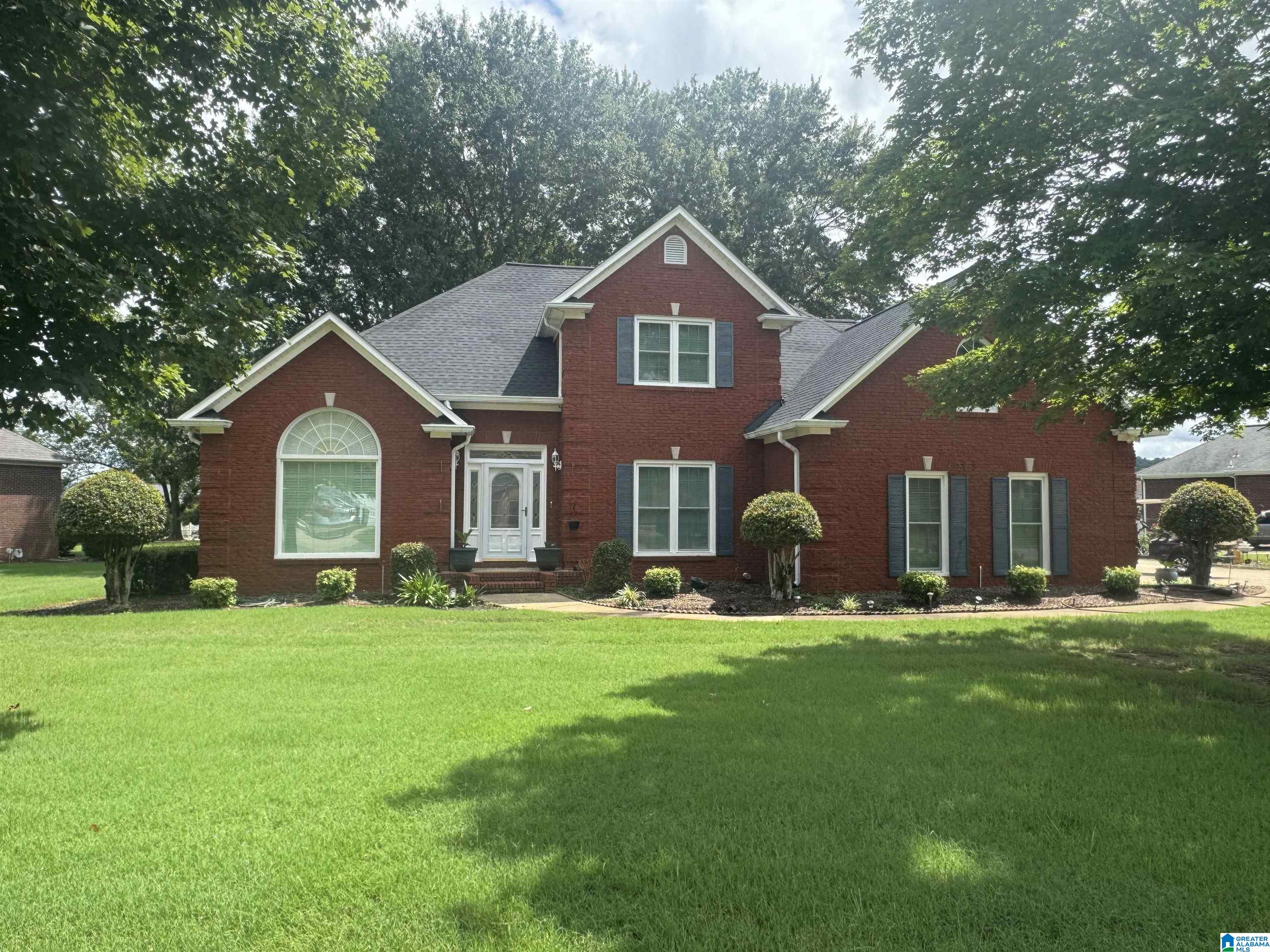 96 MARSH LANE