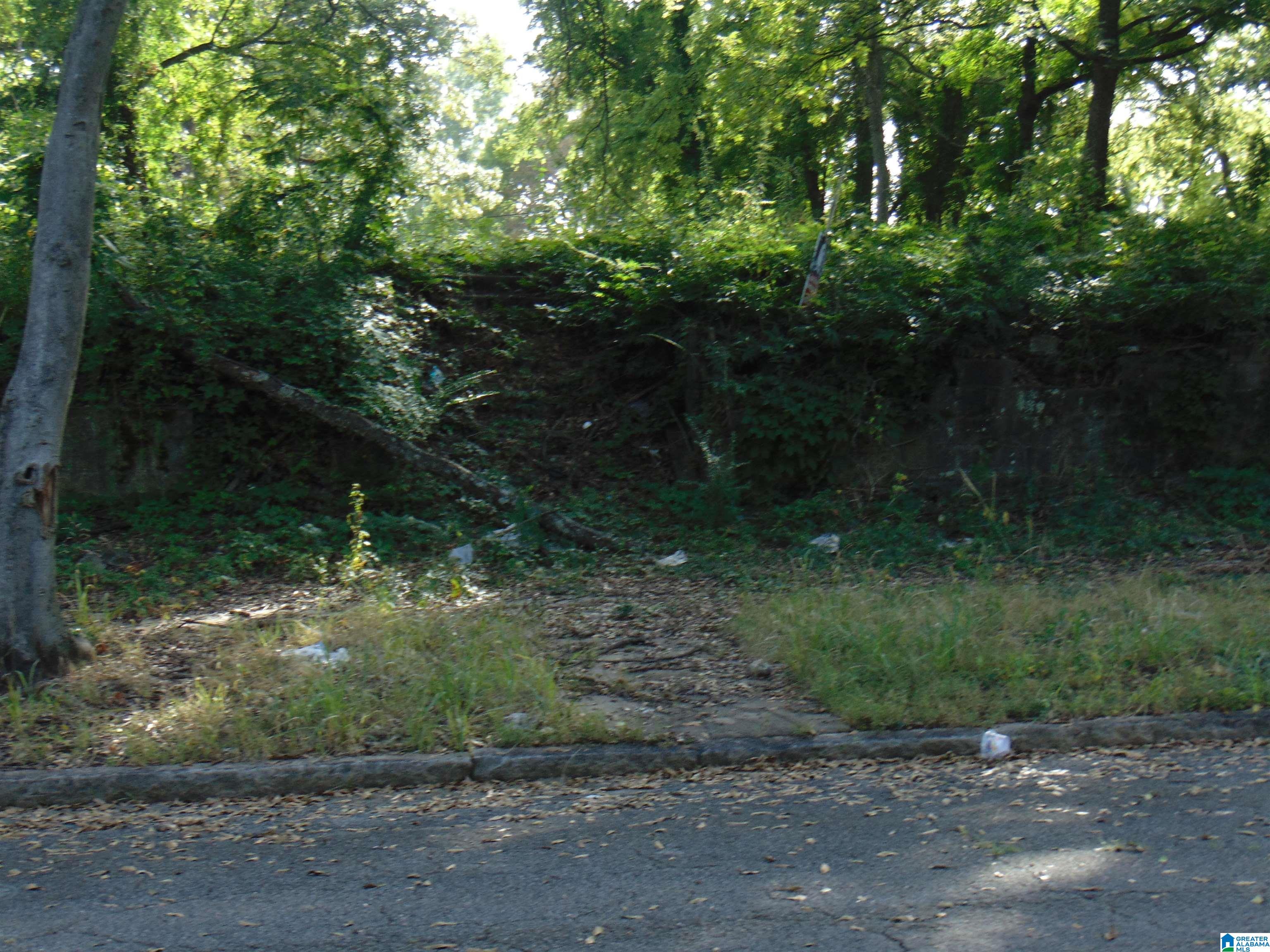 1122 N 29TH STREET N