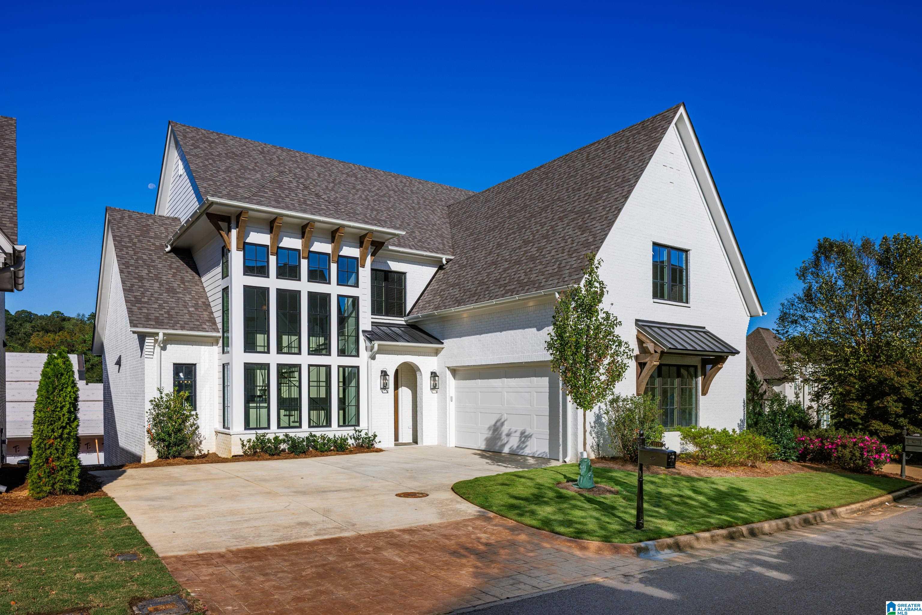 Photo 1 of Single family home for sale at 1719 Collinwood Ct, Birmingham, AL 35243 | MLS# 21402188 | Listing updated on 2026-06-29