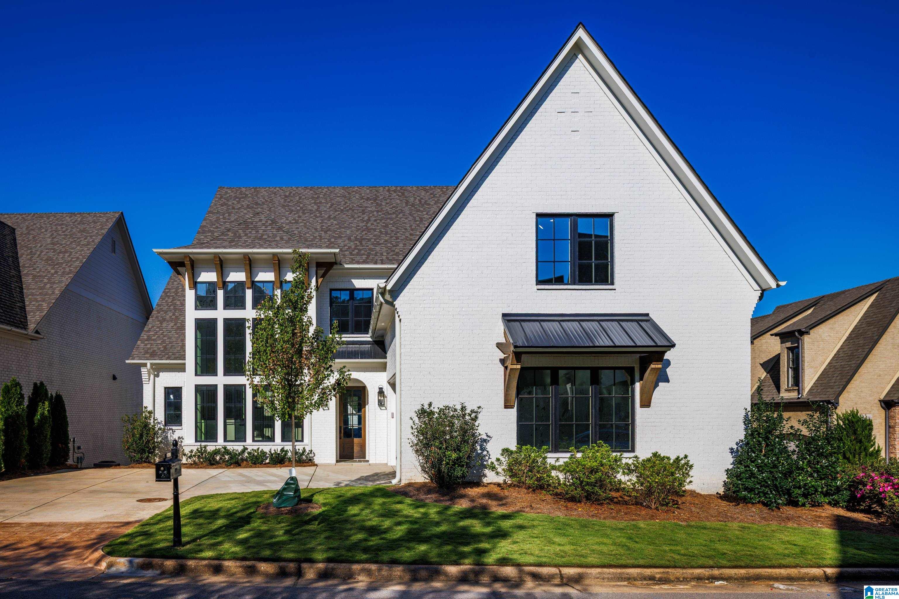 Photo 3 of Single family home for sale at 1719 Collinwood Ct, Birmingham, AL 35243 | MLS# 21402188 | Listing updated on 2026-10-19