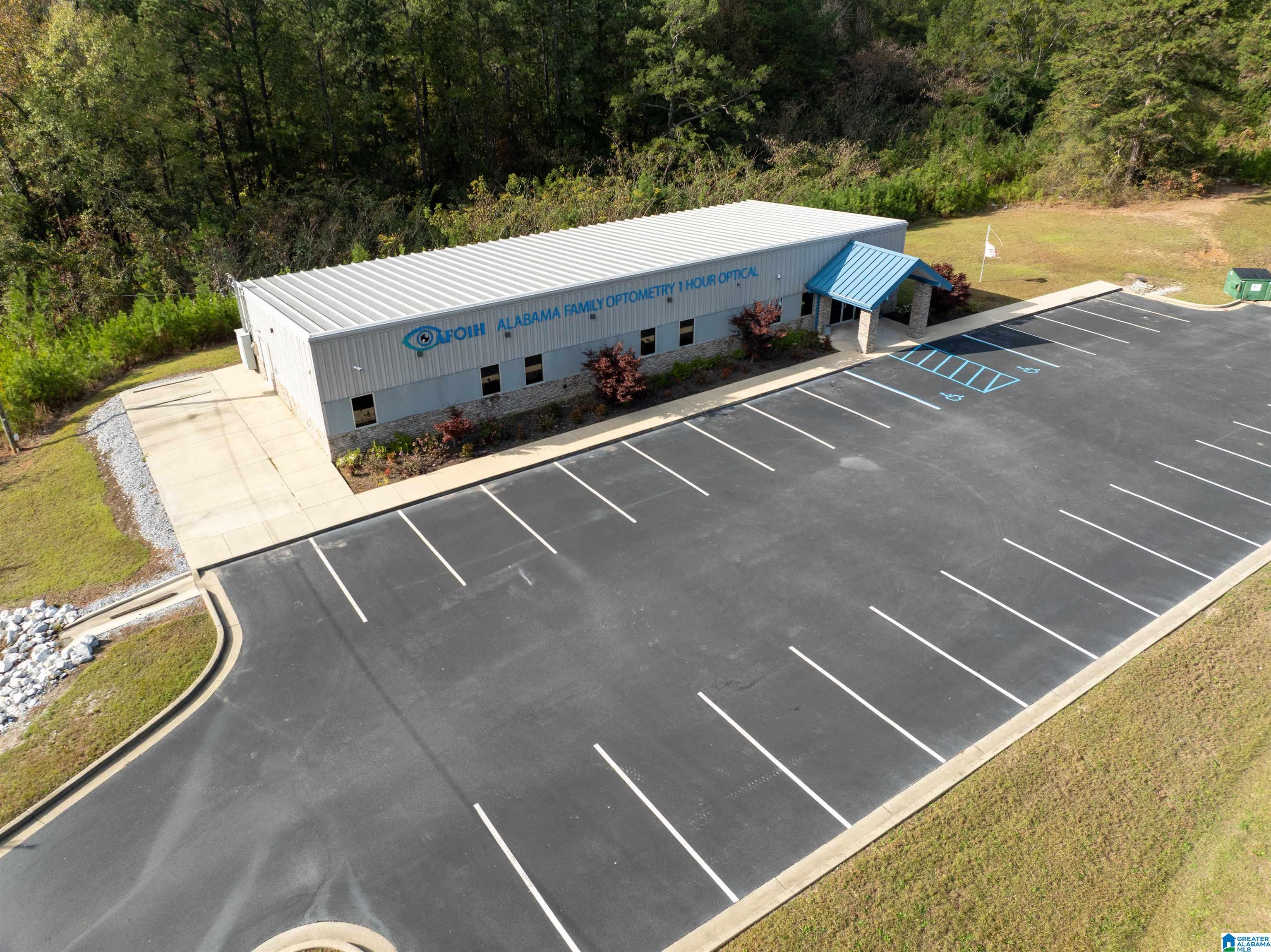 1900 GOLDEN SPRINGS ROAD