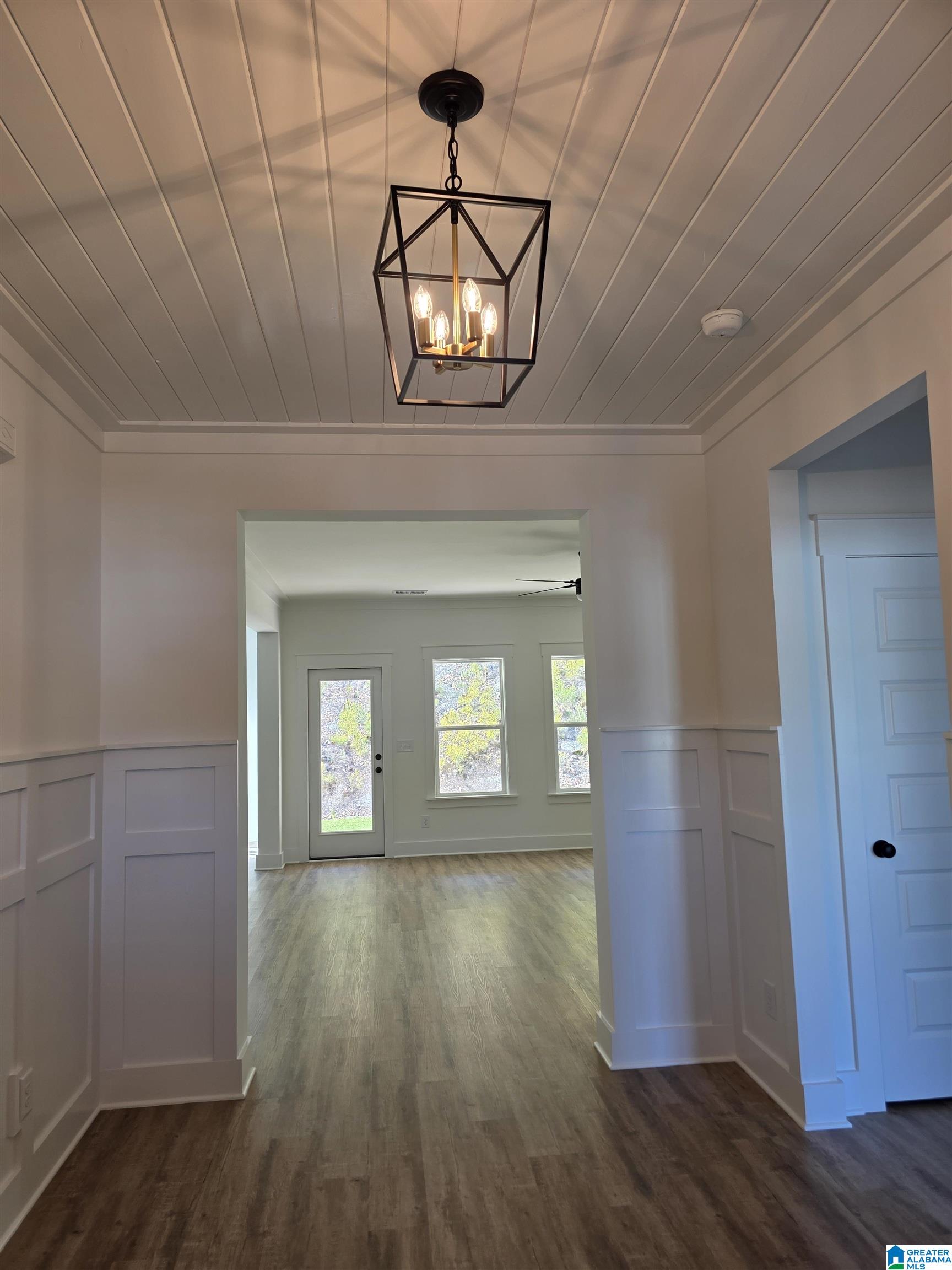 3rd image of 2036 Adams Ridge Dr, Chelsea, AL 35043 | MLS# 21407026