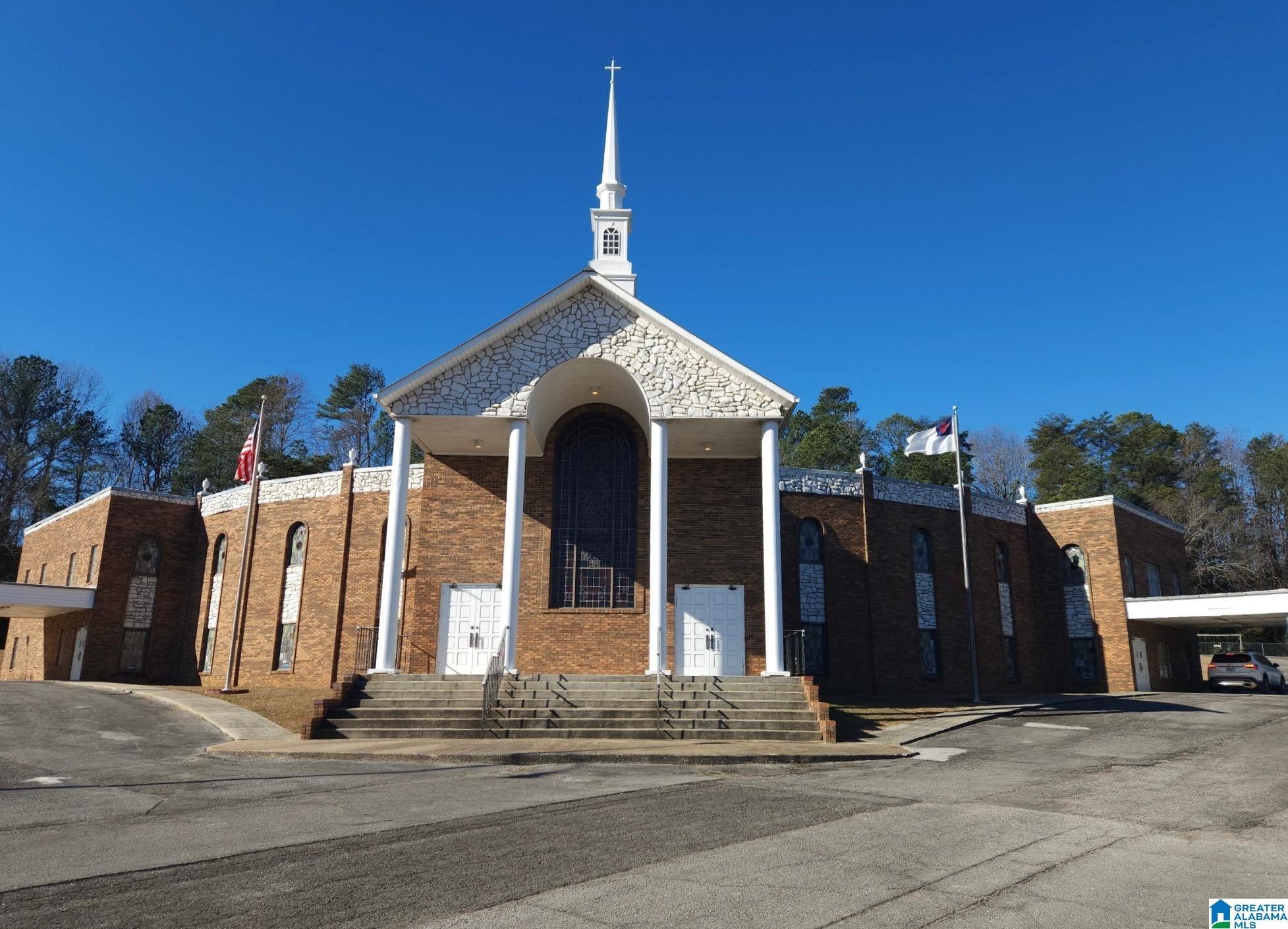 2150 & 2140 VETERANS MEMORIAL DRIVE