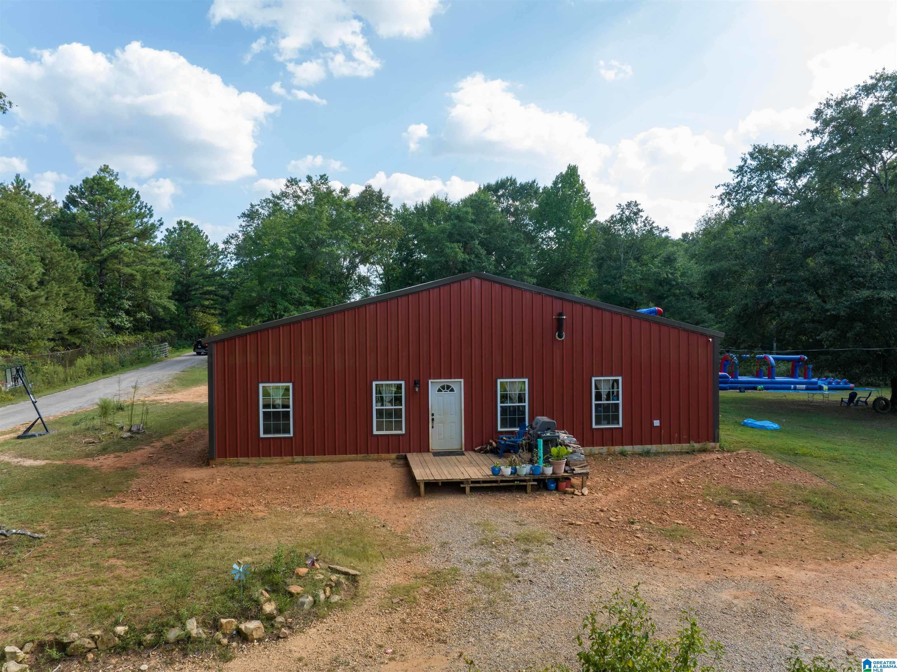 Homes for sale in Anniston, AL | 01730 Electronics Dr, Anniston, AL 36207 | MLS# 21408653