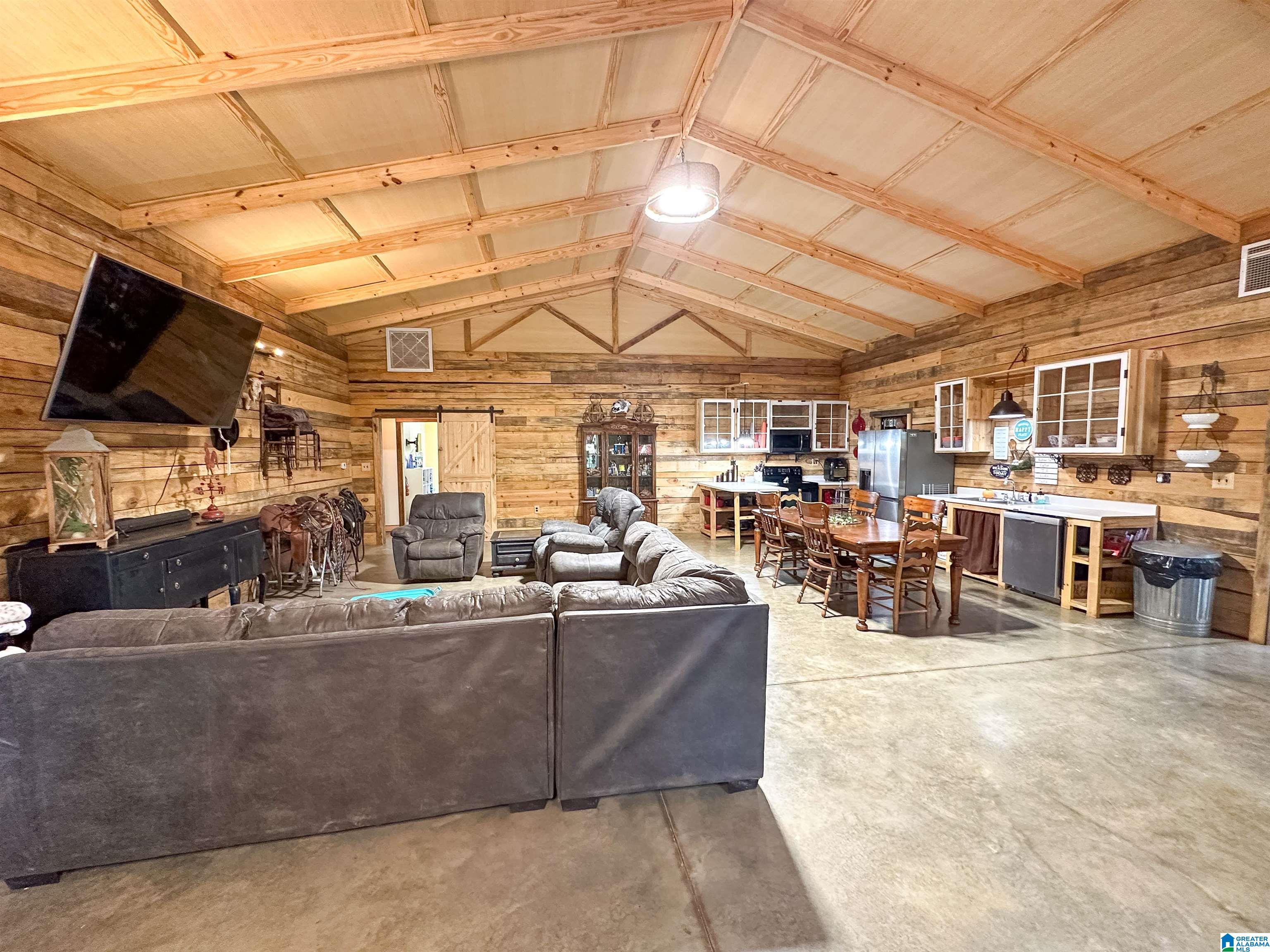 Homes for sale in Anniston, AL | 01730 Electronics Dr, Anniston, AL 36207 | MLS# 21408653