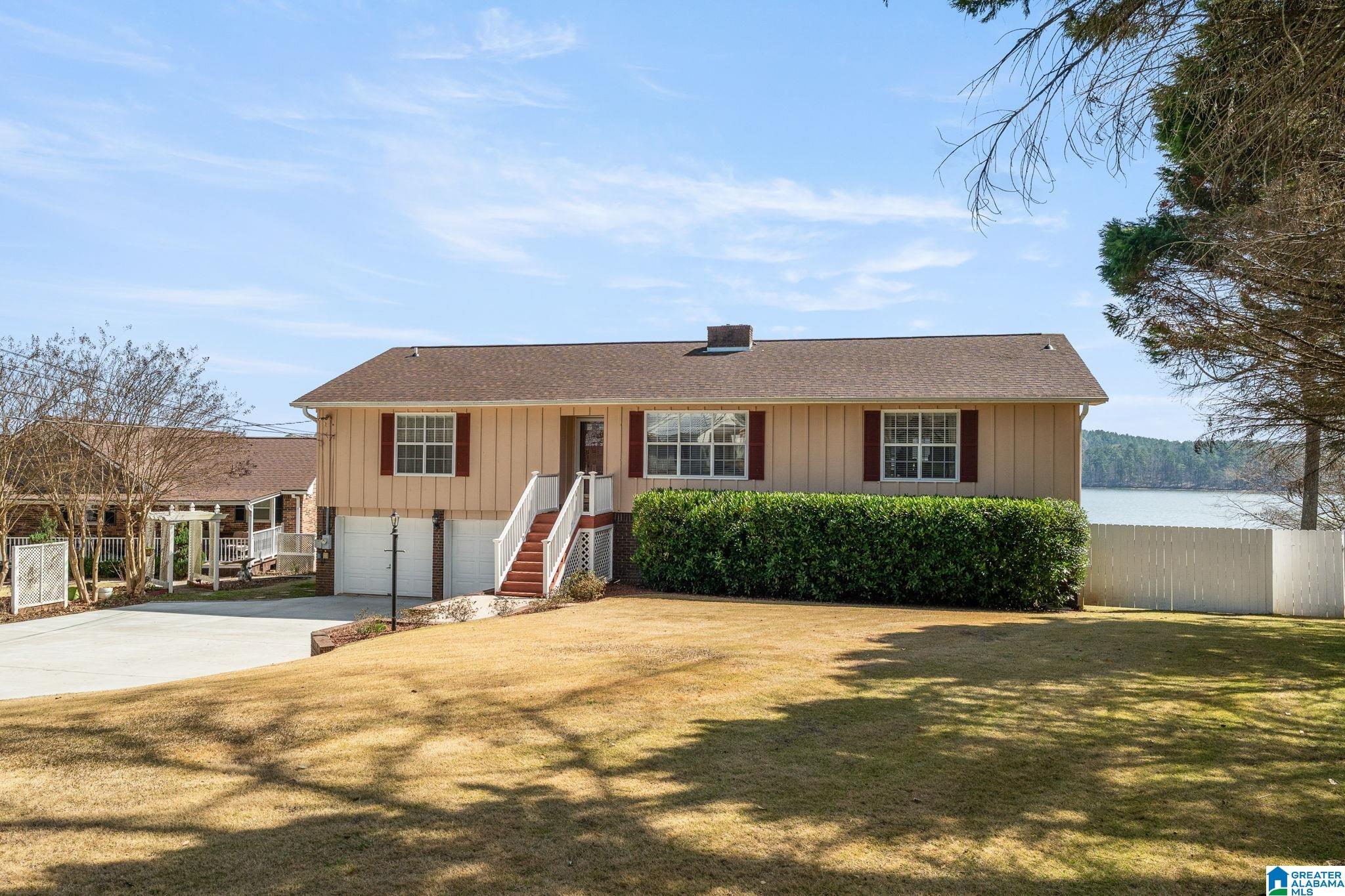 Homes for sale in Vincent, AL | 260 Bucks Dr, Vincent, AL 35178 | MLS# 21411197