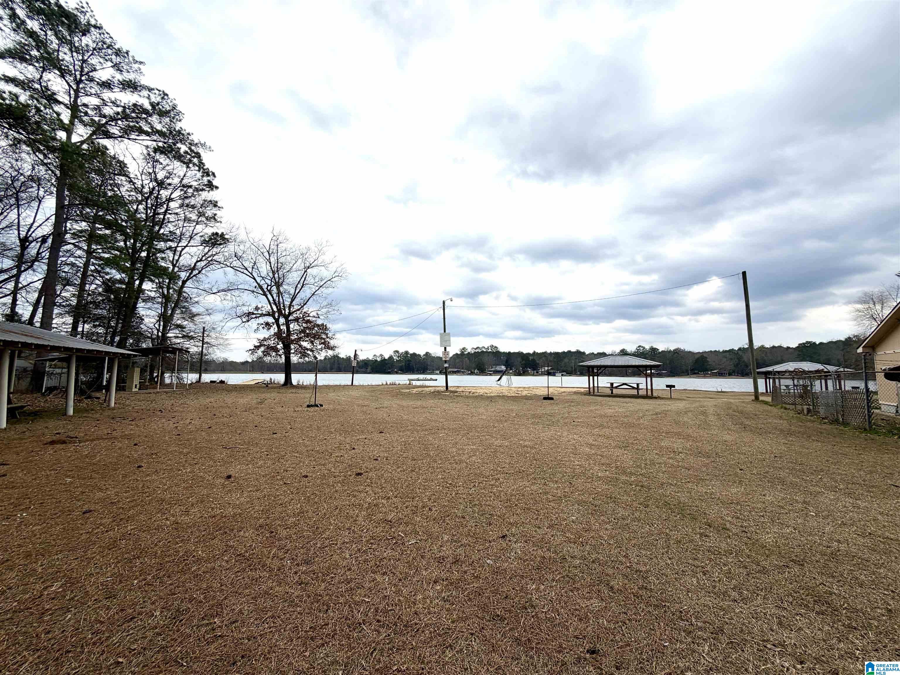 Homes for sale in Ashville, AL | 2523 Shore Dr, Ashville, AL 35953 | MLS# 21411590