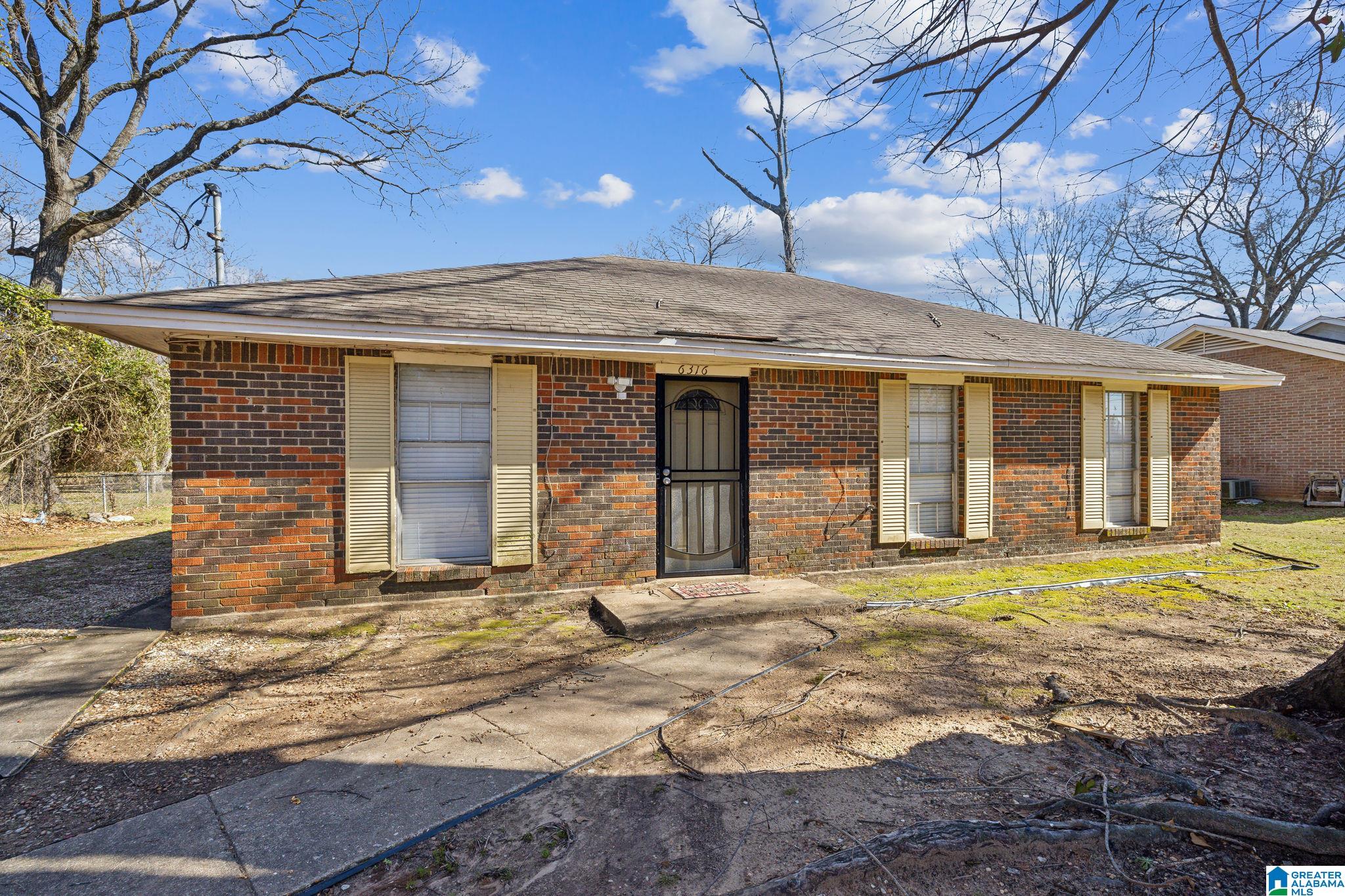6316 PINEBROOK DRIVE