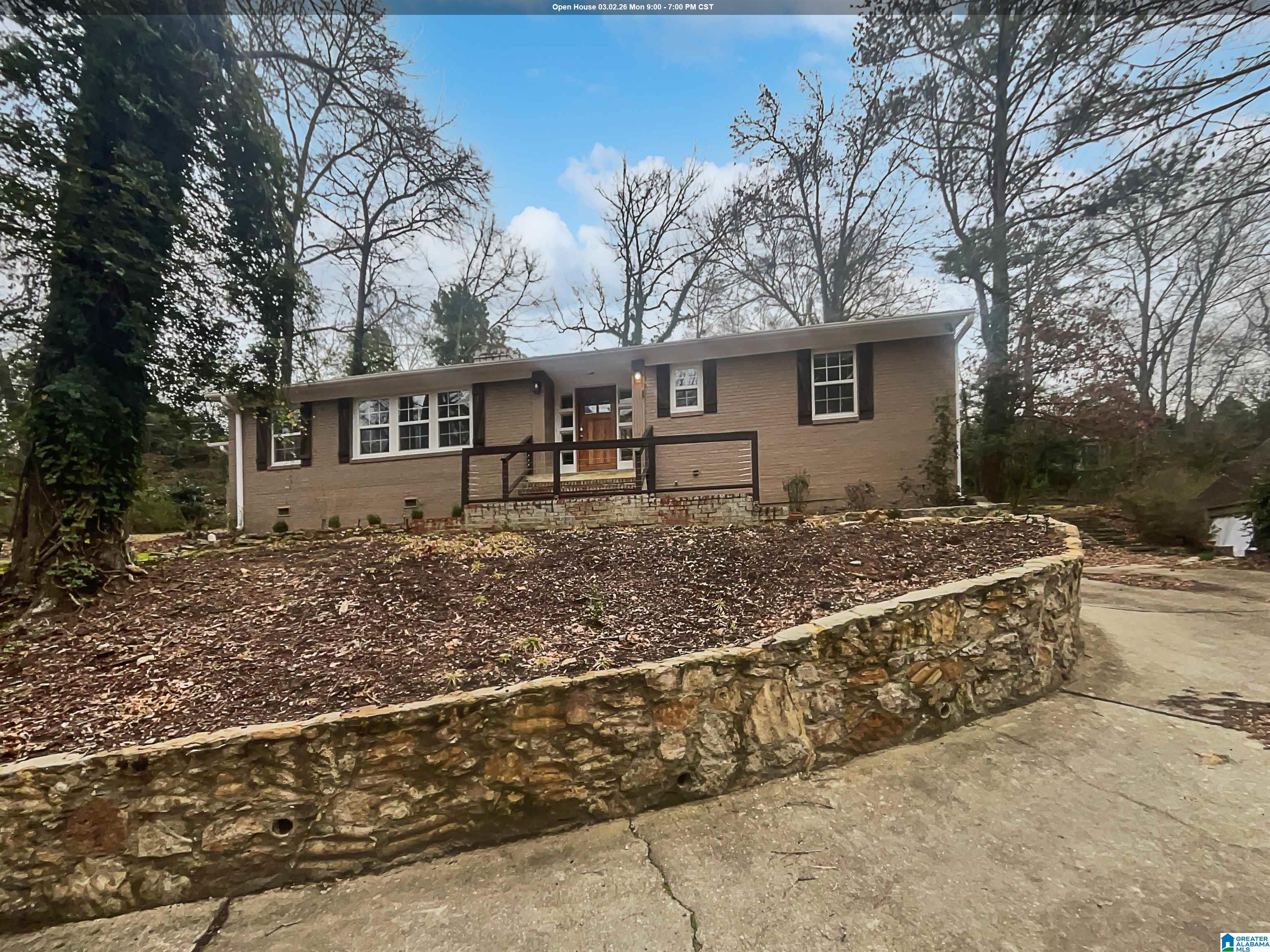 Homes for sale in Mountain Brook, AL | 316 Cross Ridge Road, Mountain Brook, AL 35213 | MLS# 21412018