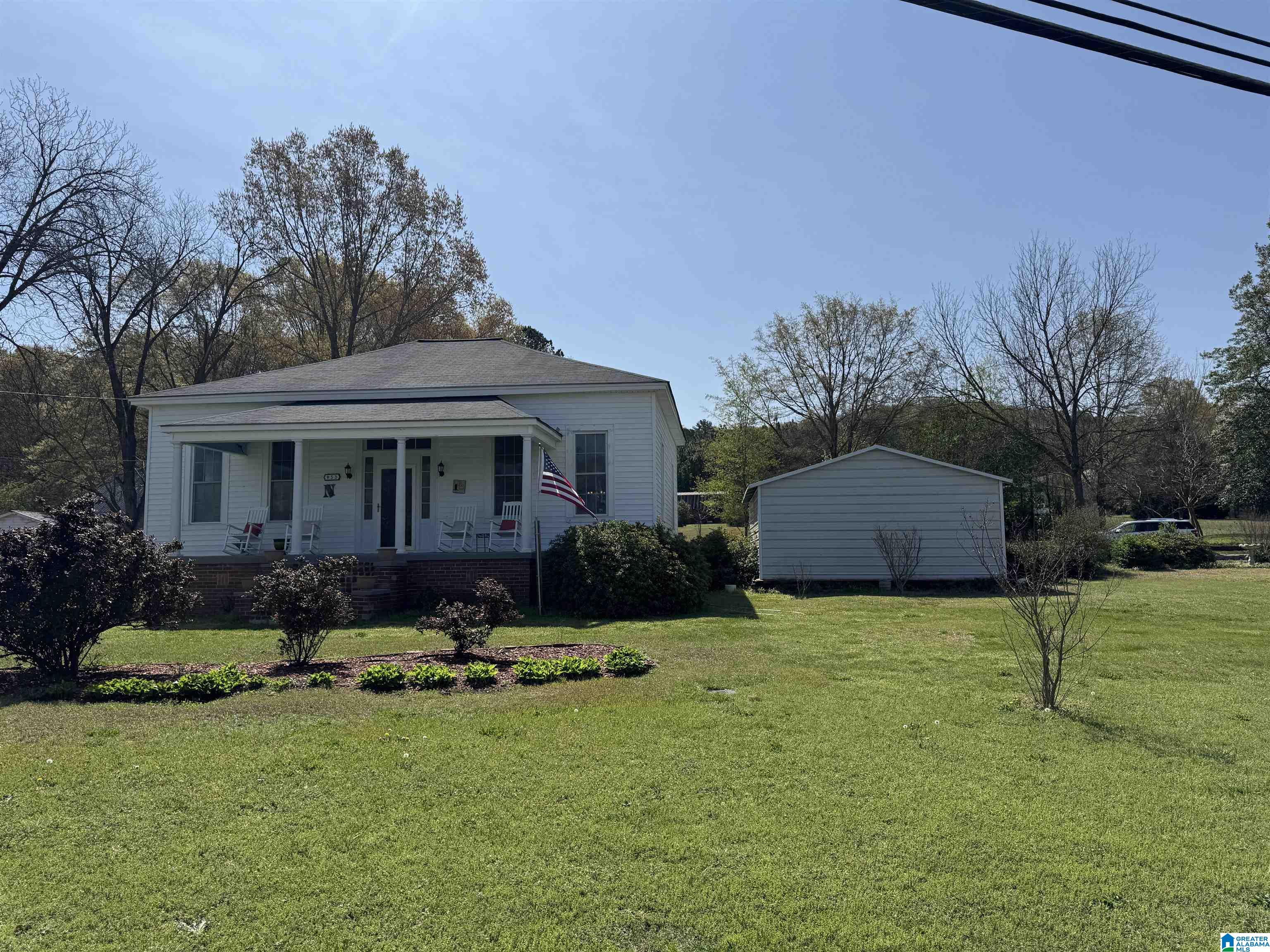 953 MEMORIAL DRIVE
