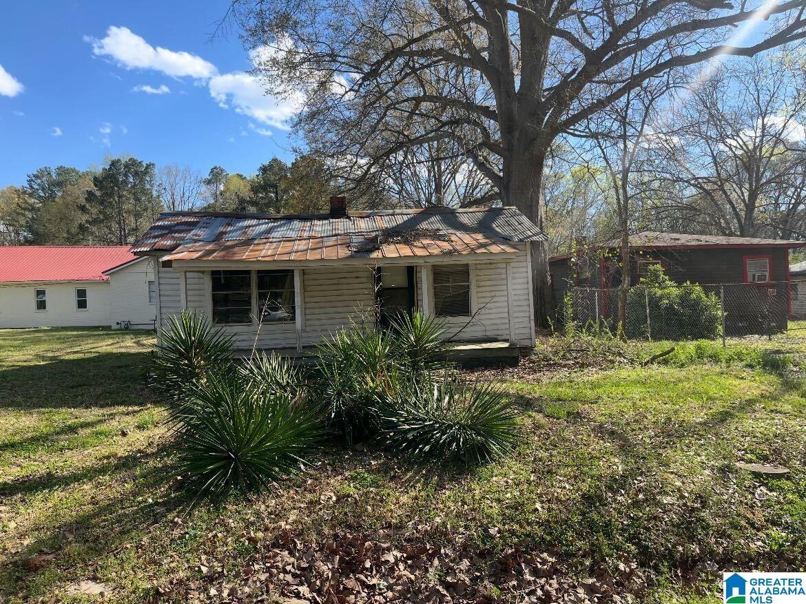 1312 MERRITT STREET