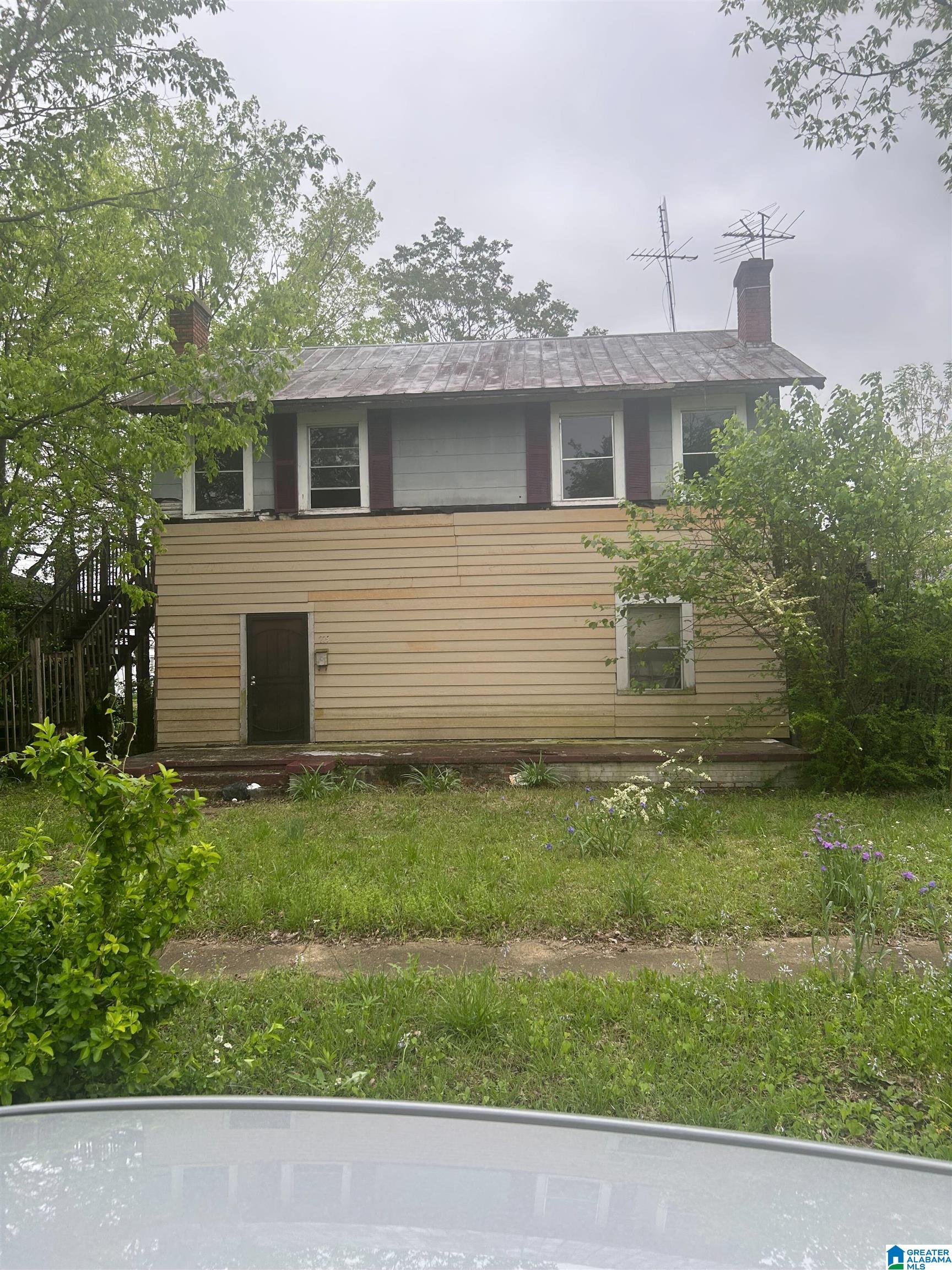 215 50TH STREET