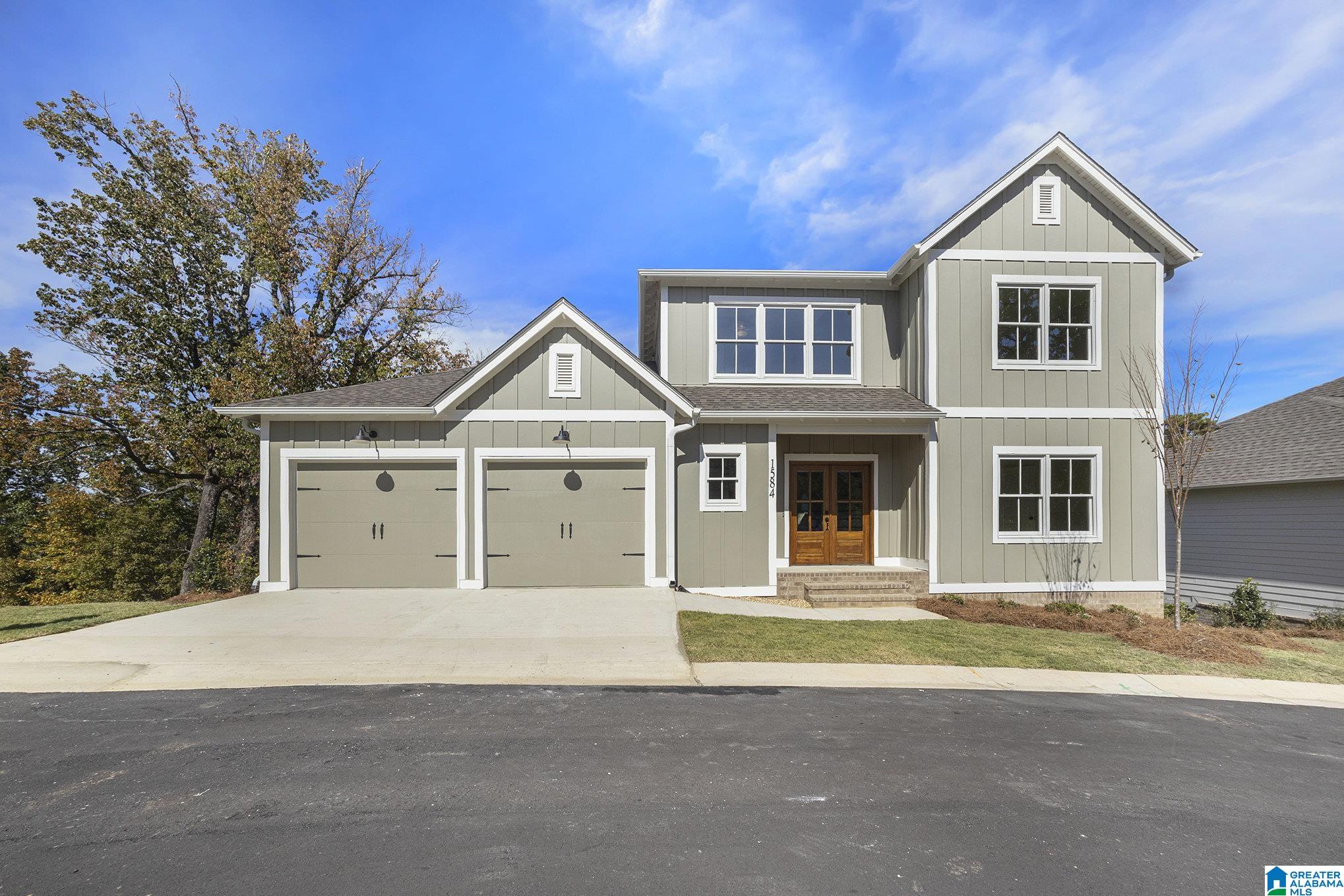 Photo 1 of Single family home for sale at 1584 Forest Ridge Road, Birmingham, AL 35226 | MLS# 21416398 | Listing updated on 2026-05-04
