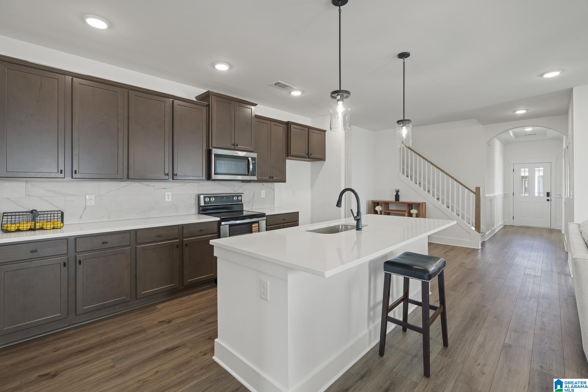 Homes for sale in Cropwell, AL | 375 Lakeland Court, Cropwell, AL 35054 | MLS# 21416553