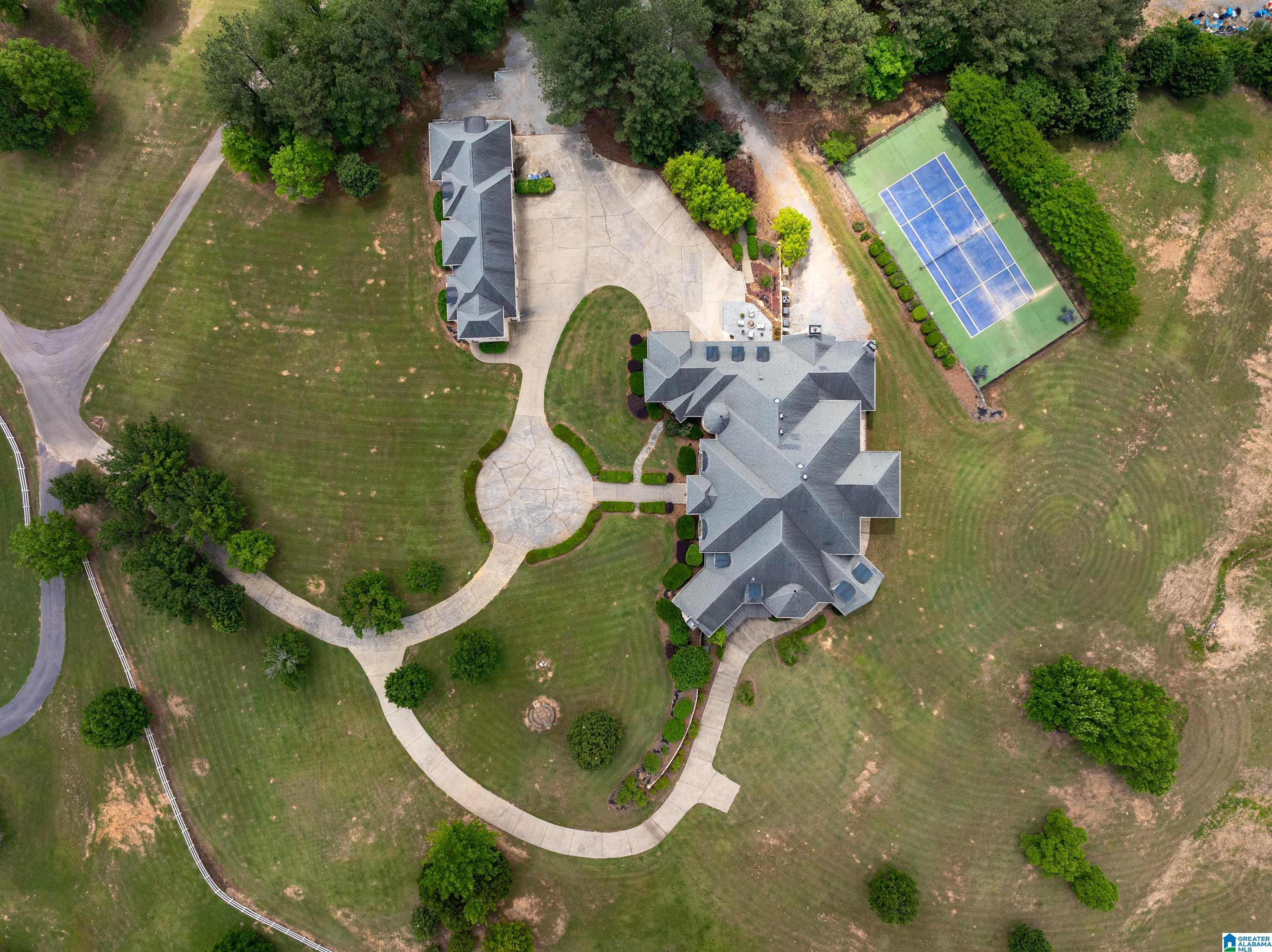 Homes for sale in Columbiana, AL | 274 Autumn Ridge Dr, Columbiana, AL 35051 | MLS# 21417389