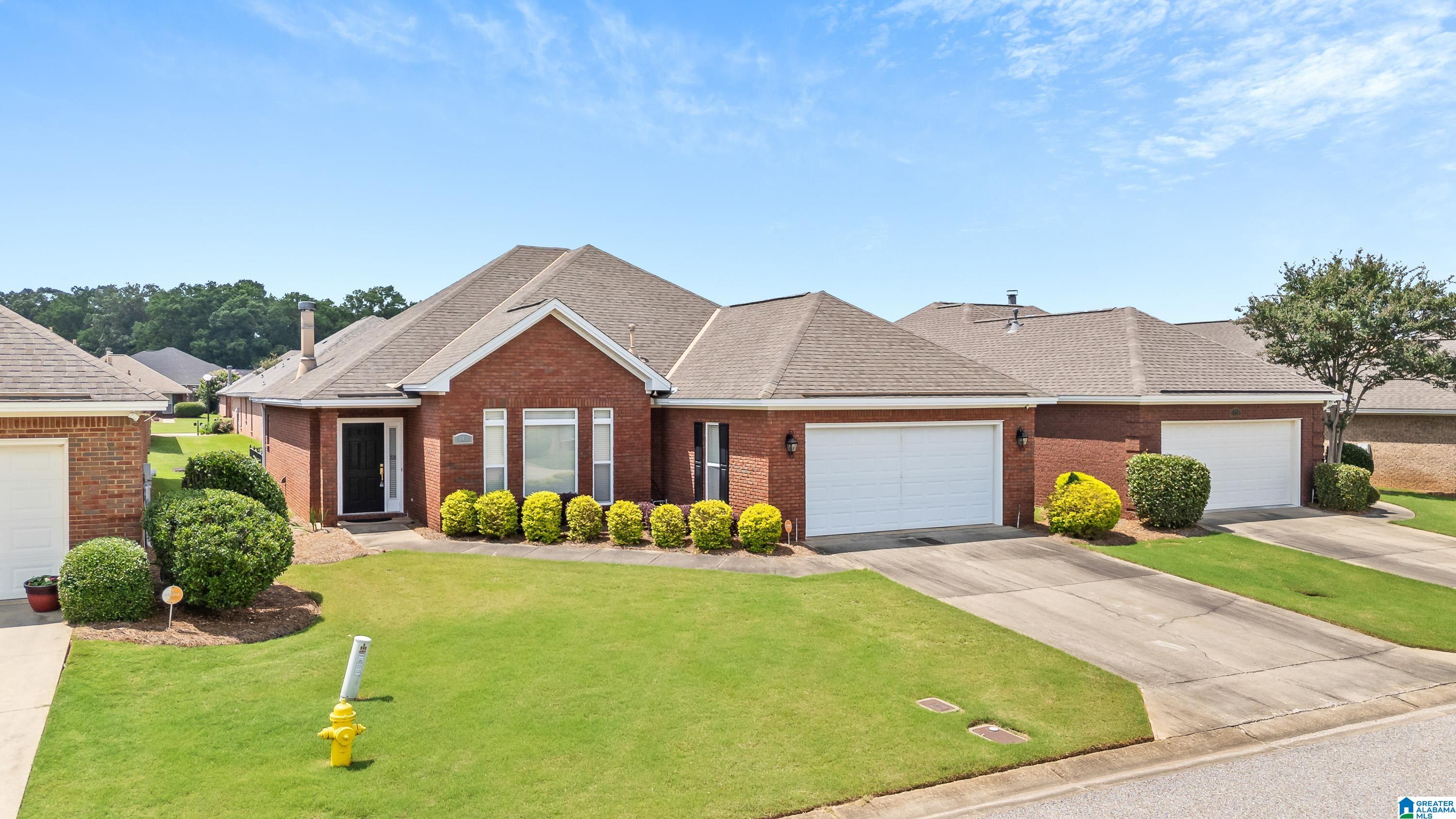 949 SOMERSET DRIVE