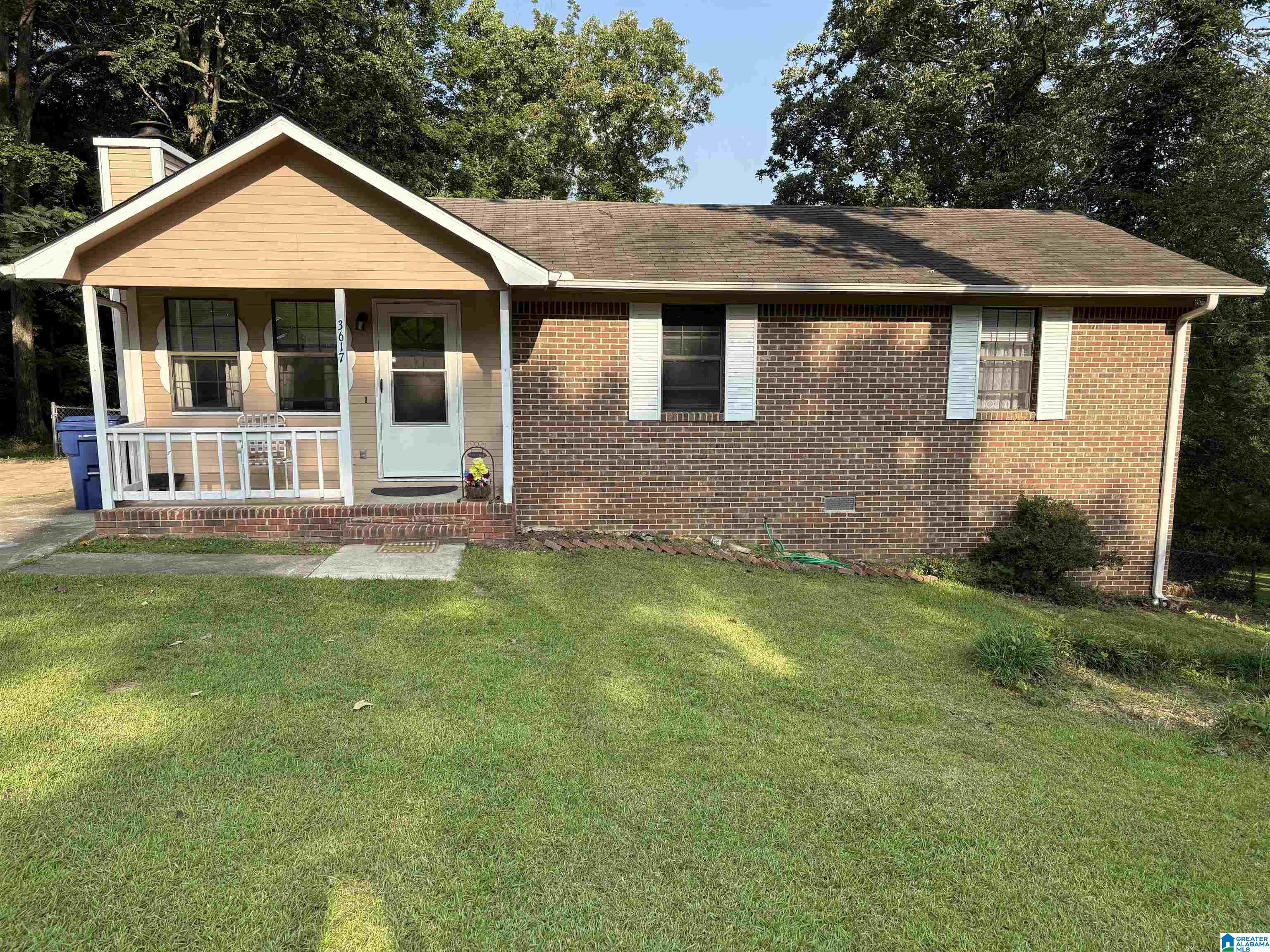 Homes for sale in Oxford, AL | 3617 Mary Dr, Oxford, AL 36203 | MLS# 21421448