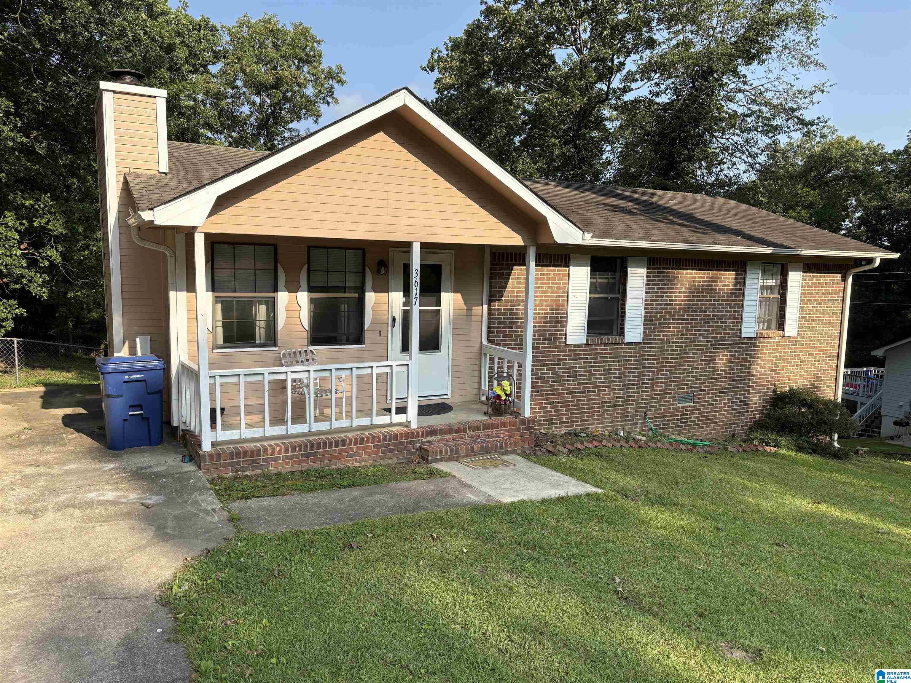 Homes for sale in Oxford, AL | 3617 Mary Dr, Oxford, AL 36203 | MLS# 21421448