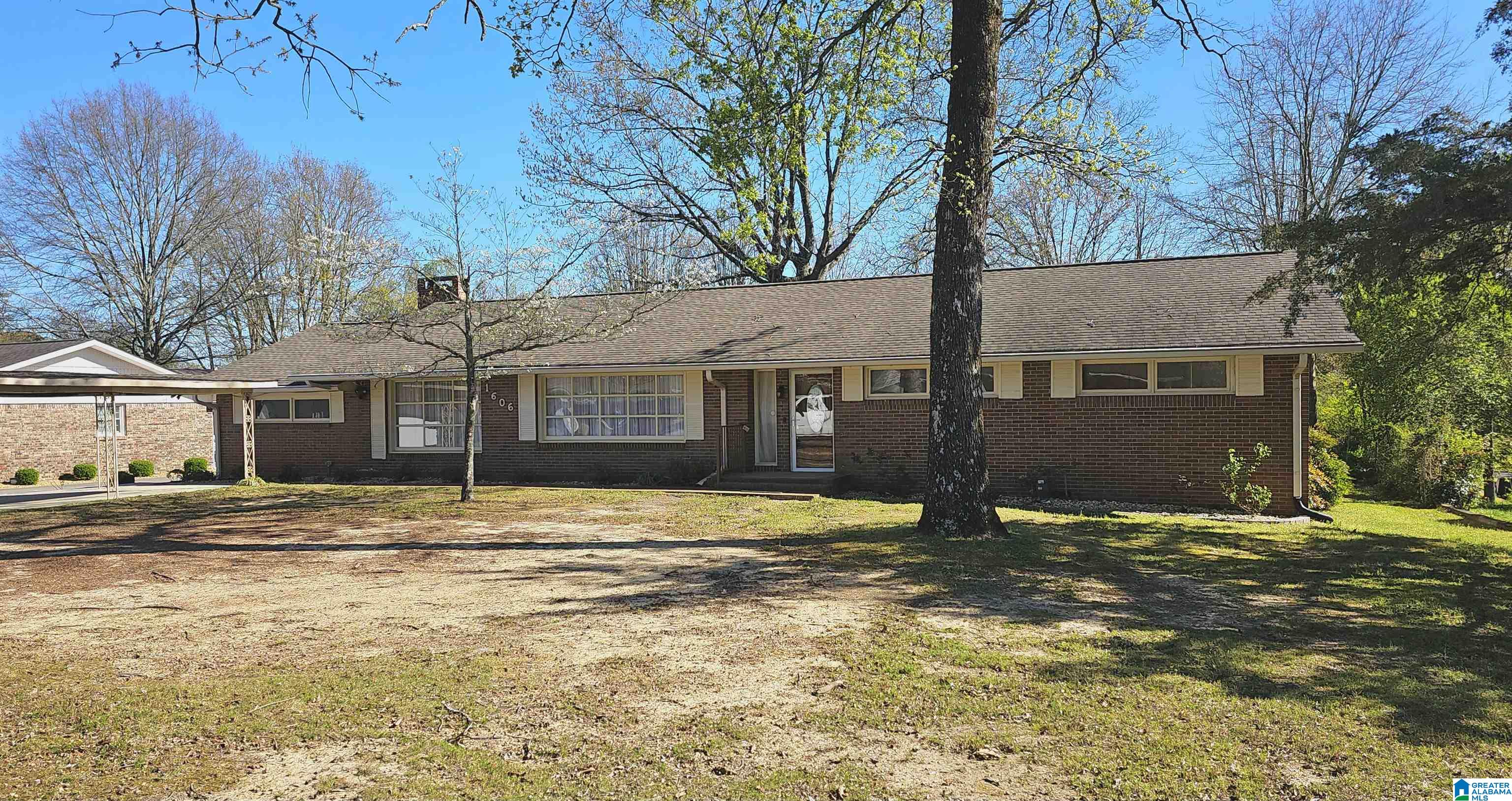 Homes for sale in Cullman, AL | 1606 Nw Woodland Street Nw, Cullman, AL 35055 | MLS# 21422233