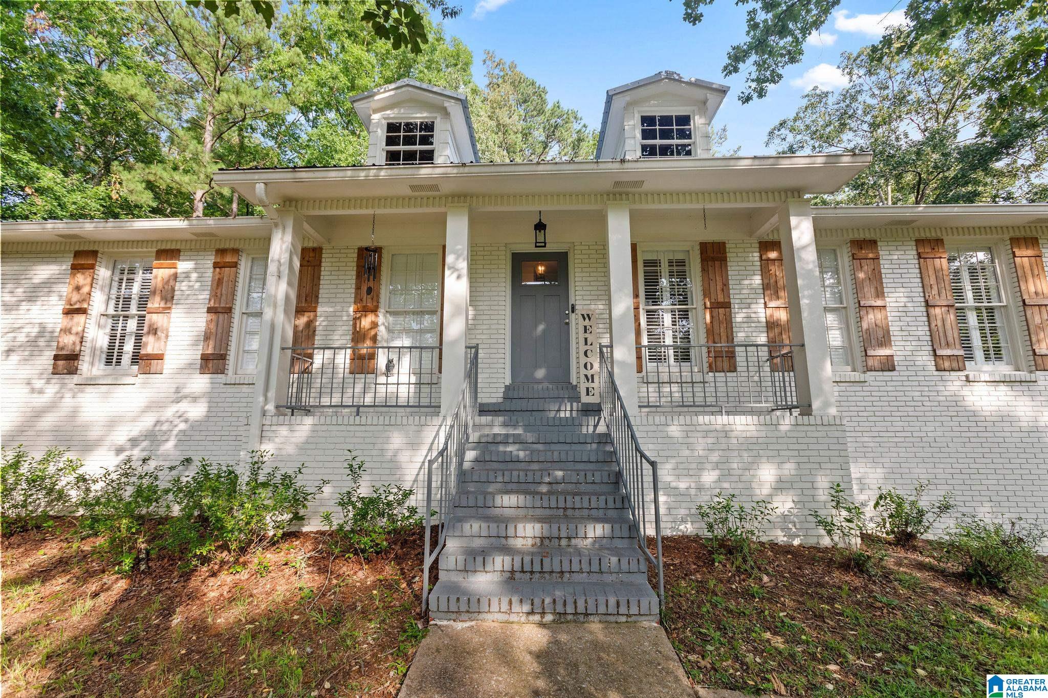 Homes for sale in Trussville, AL | 101 Cooper Avenue, Trussville, AL 35173 | MLS# 21422755