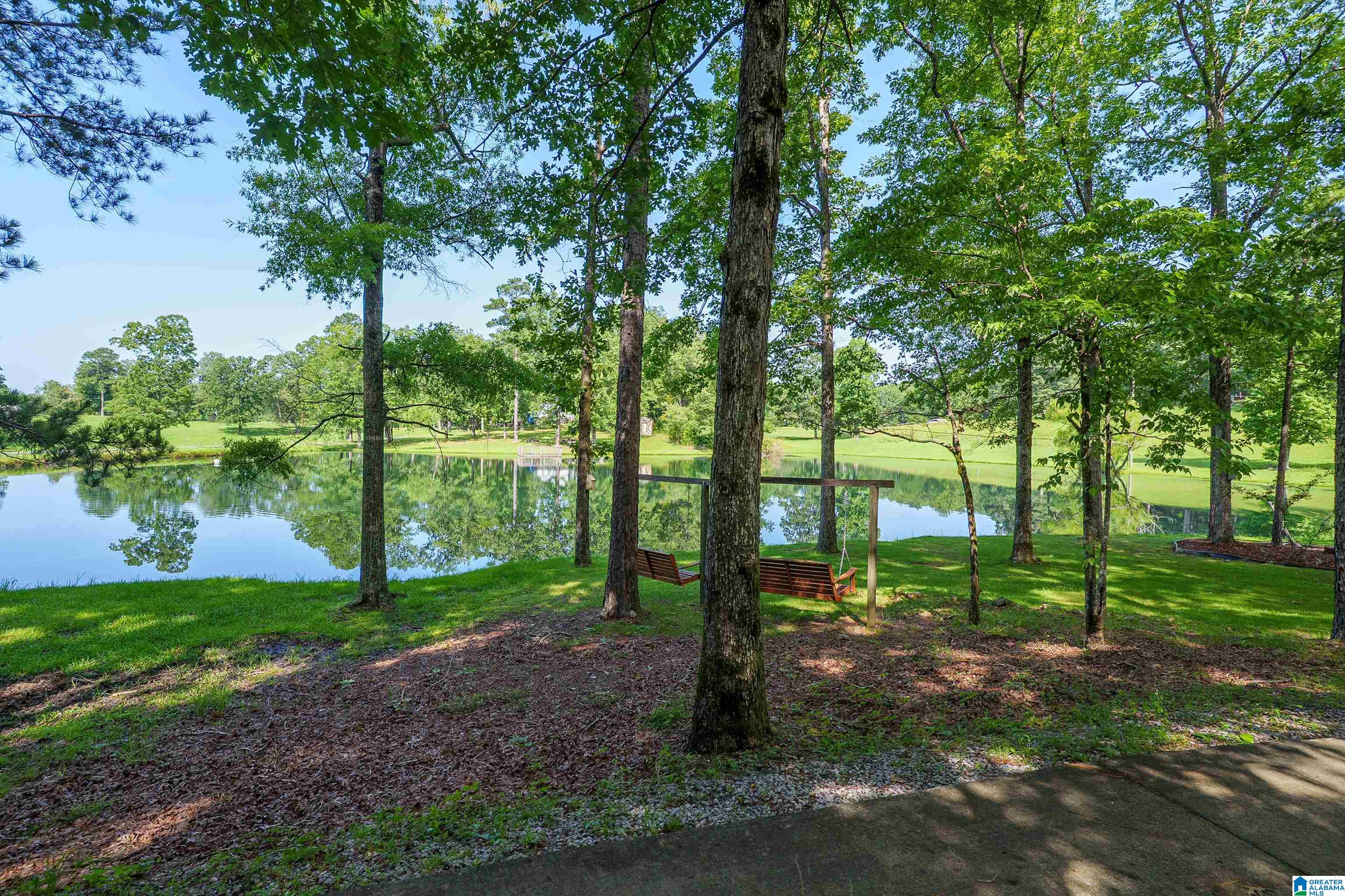 Photo 3 of Single family home for sale at 326 Levan Dr, Columbiana, AL 35051 | MLS# 21422775 | Listing updated on 2026-10-19