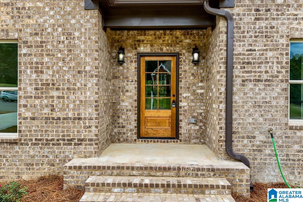 Homes for sale in Calera, AL | 122 E Willow Circle, Calera, AL 35040 | MLS# 21423216