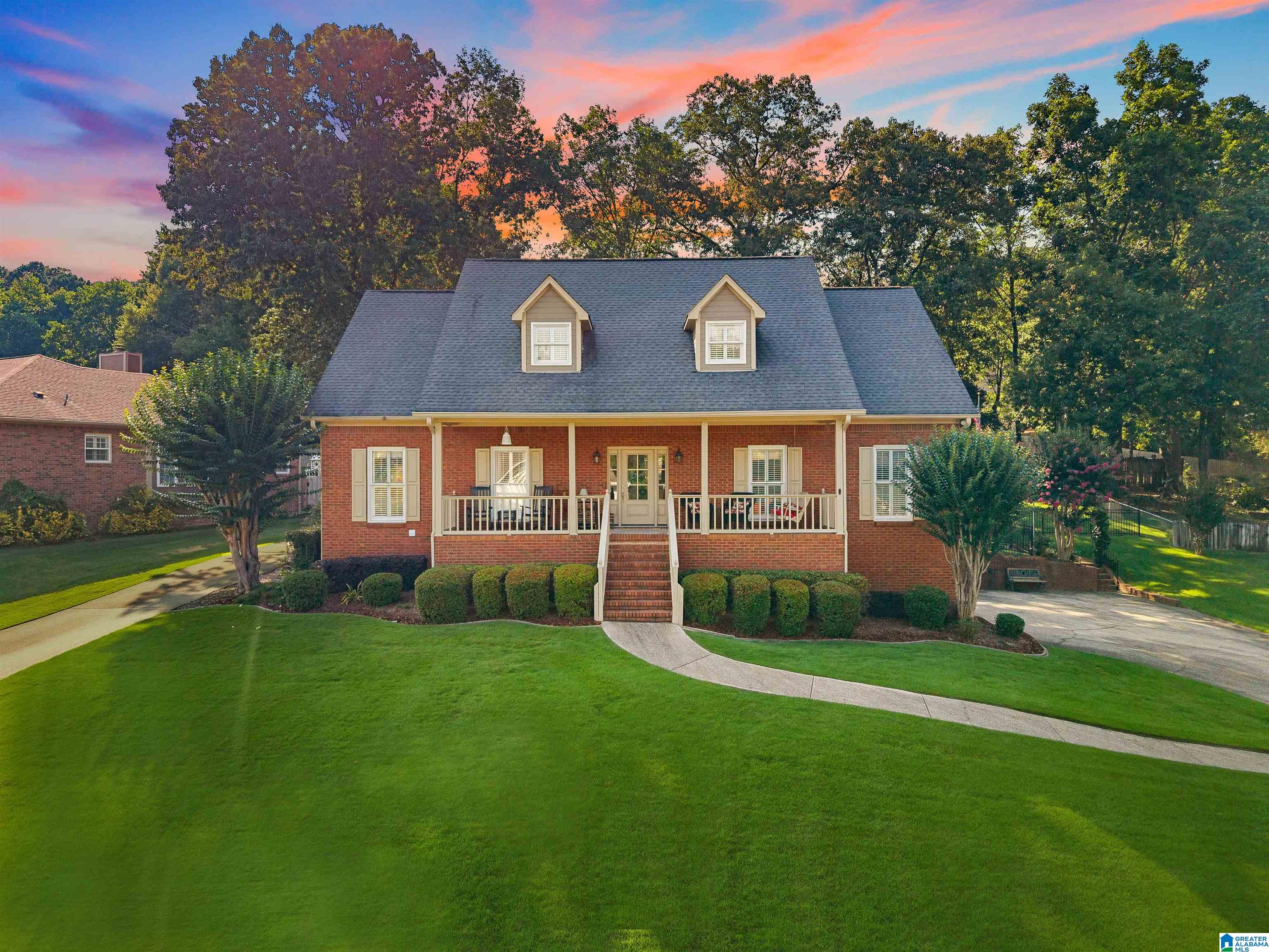 Homes for sale in Trussville, AL | 315 Roundabout Dr, Trussville, AL 35173 | MLS# 21423223