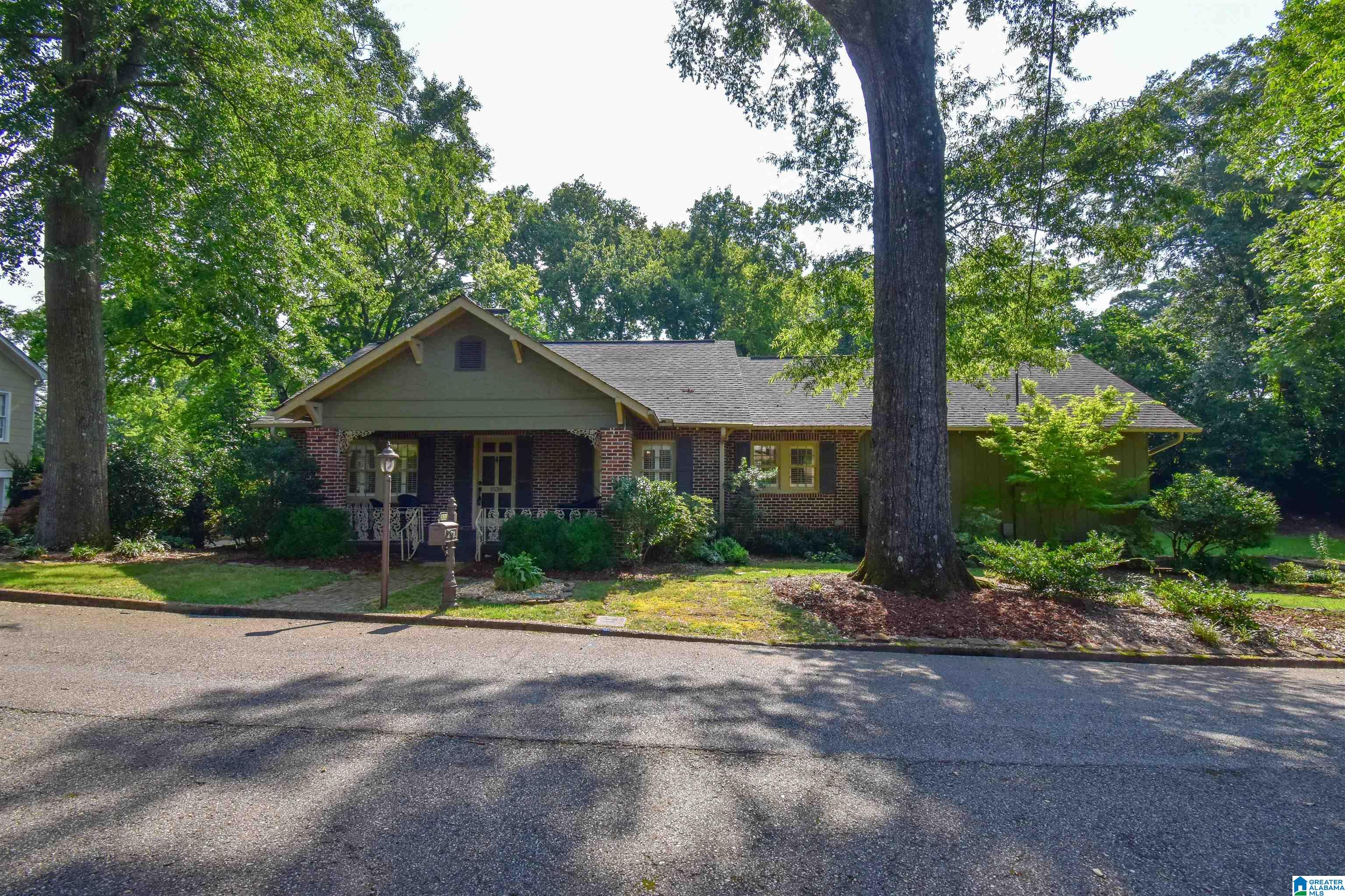 1538 BELLWOOD LANE
