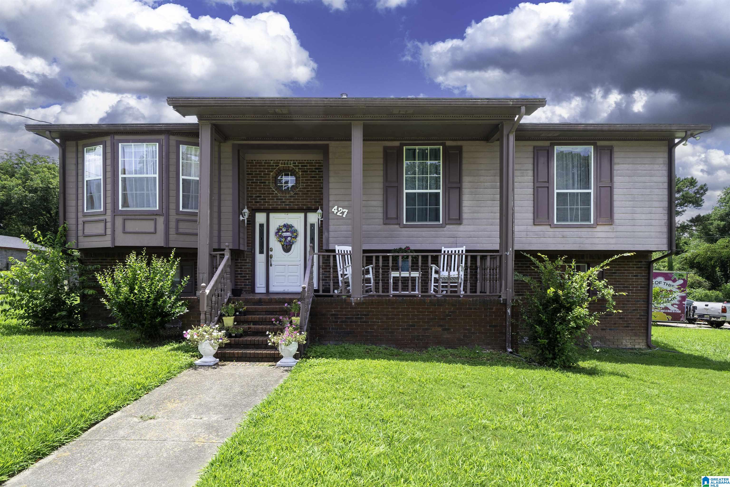 427 SMITHFIELD CIRCLE W