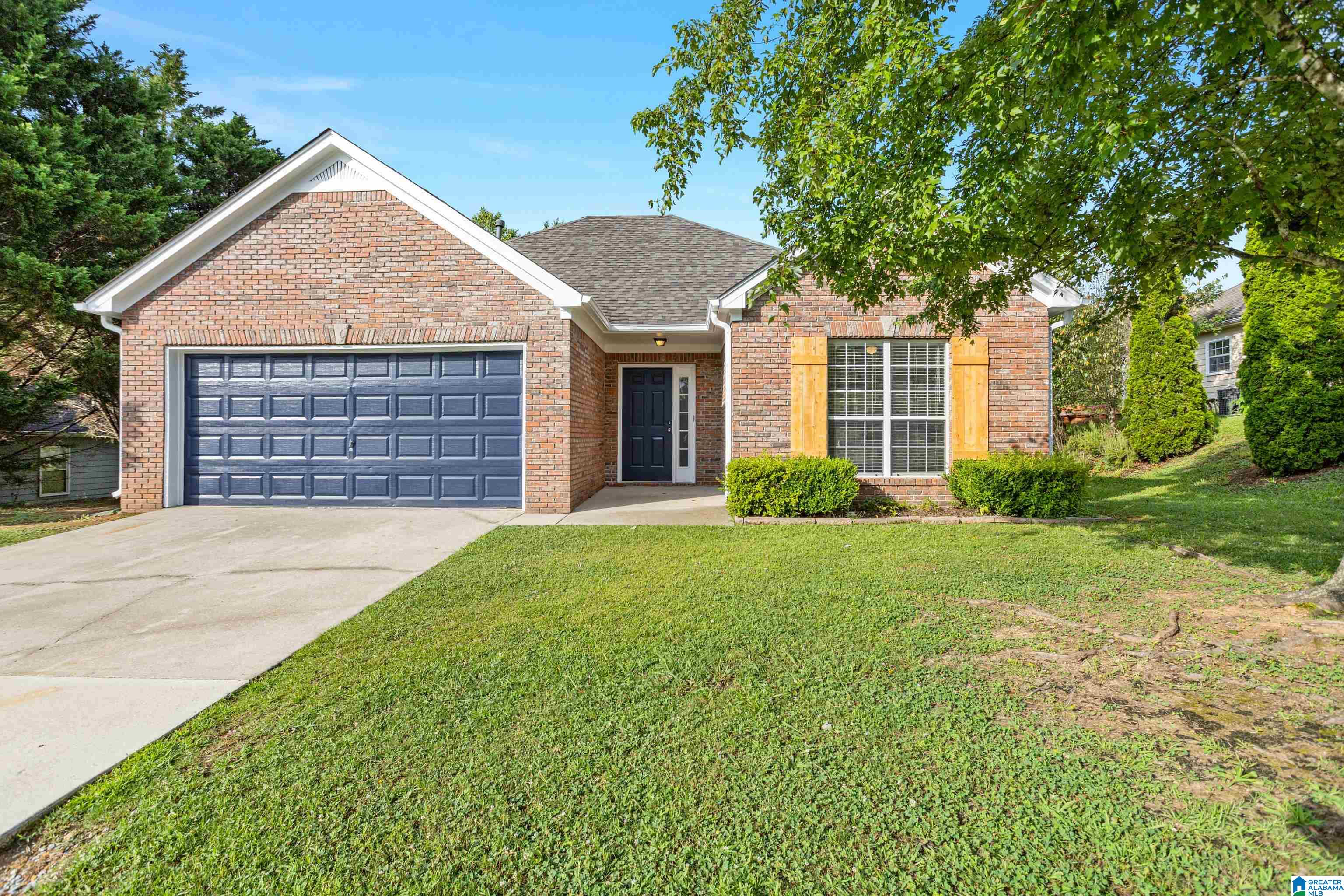 Homes for sale in Calera, AL | 117 Renwick Lane, Calera, AL 35040 | MLS# 21423524