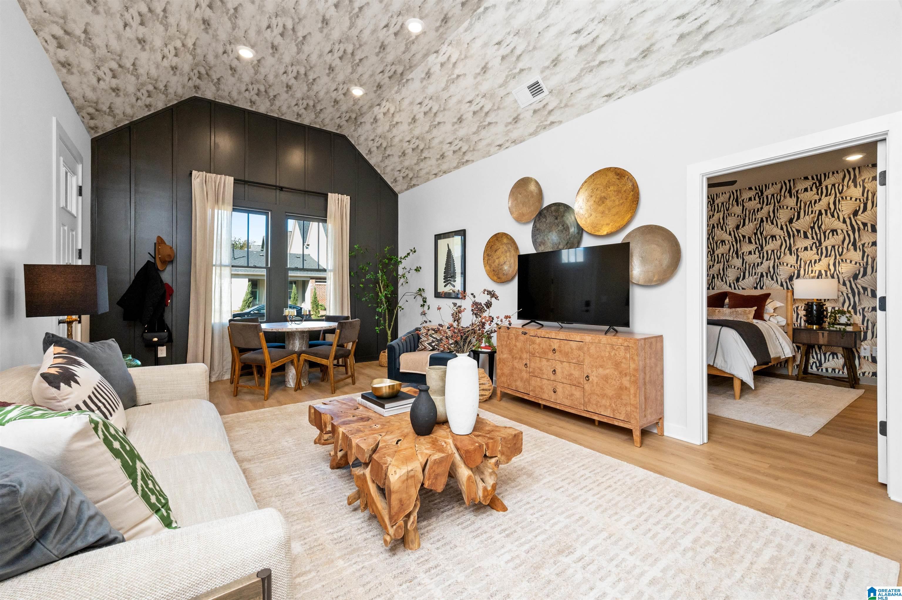 Homes for sale in Hoover, AL | 1801 Williamette Trace #113, Hoover, AL 35244 | MLS# 21423707