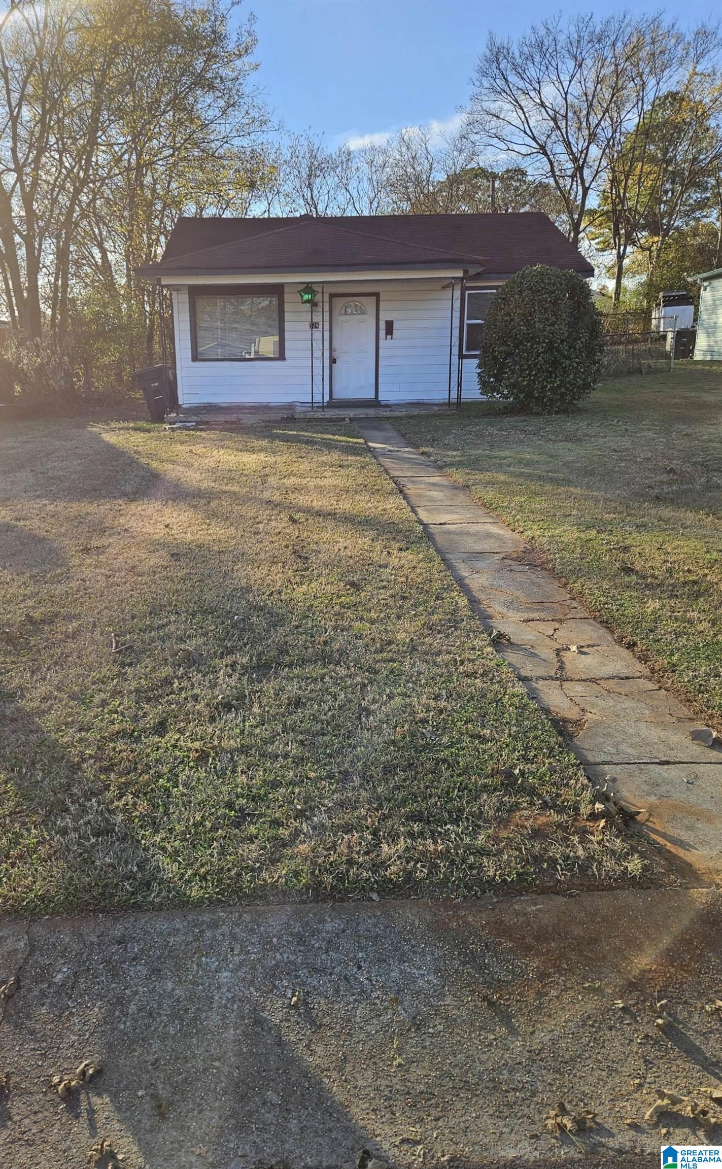 524 AVENUE Z