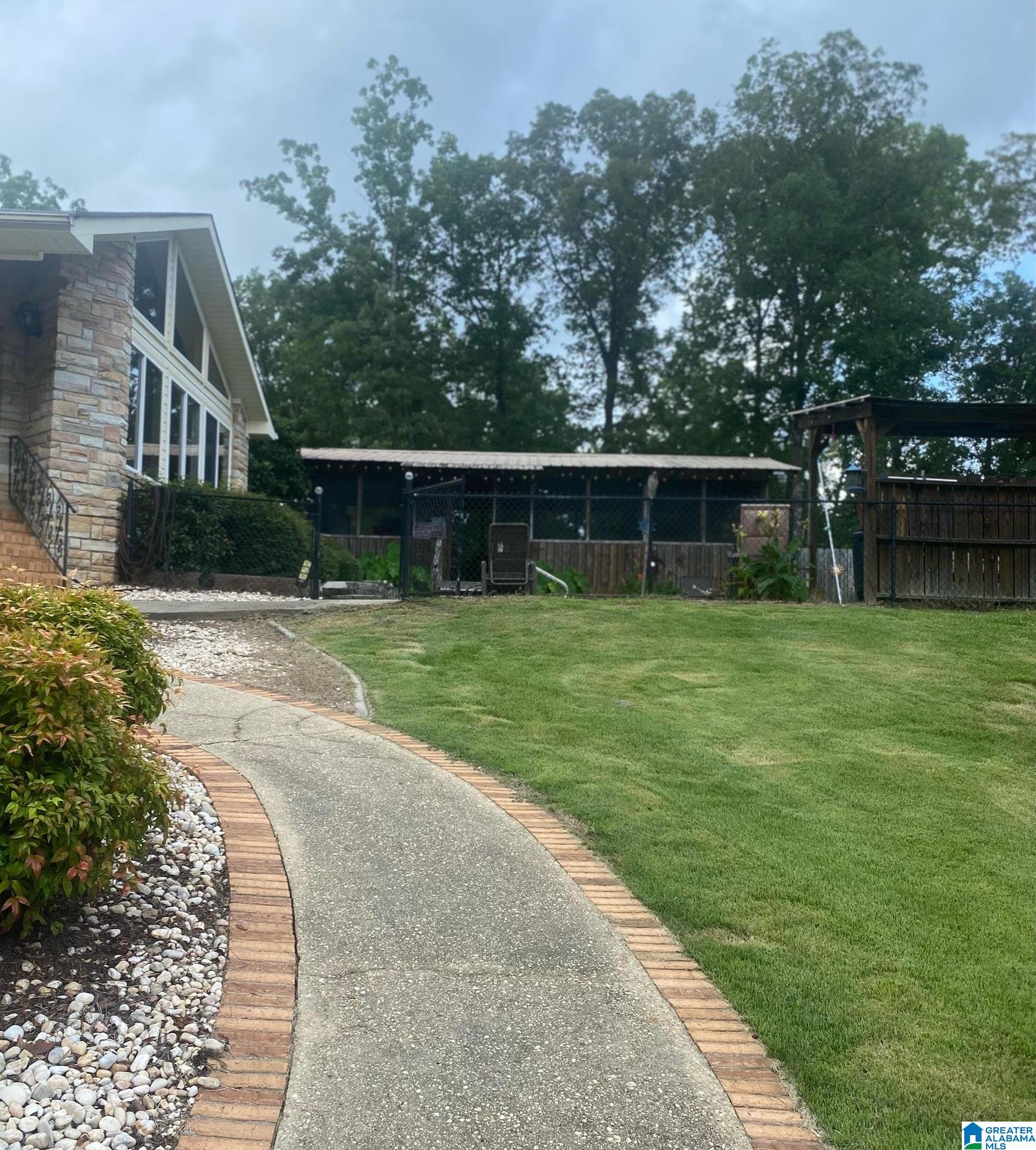 8716 HIGHWAY 145