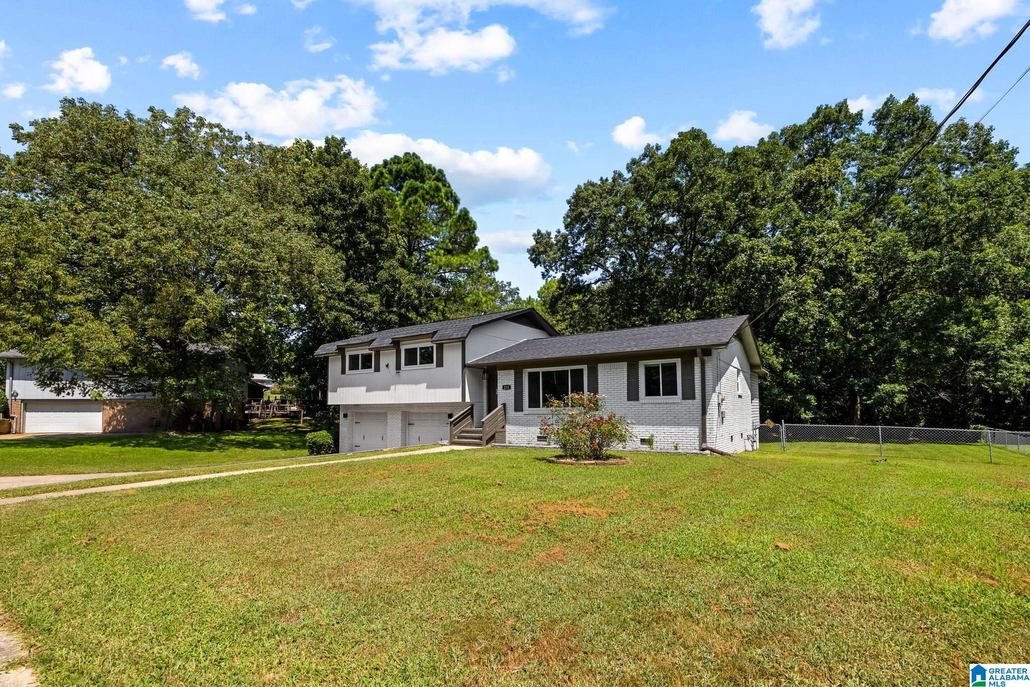 Homes for sale in Birmingham, AL | 256 Westchester Dr, Birmingham, AL 35215 | MLS# 21425261