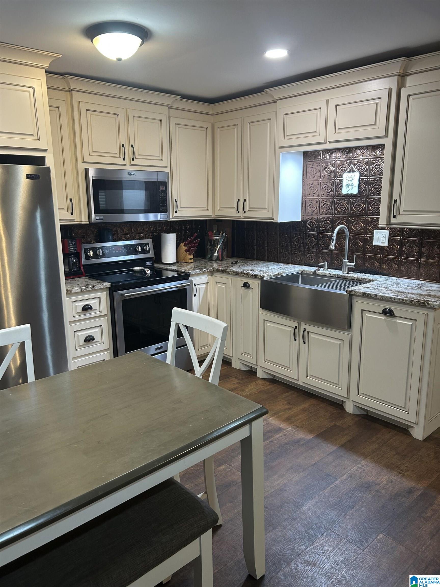 Homes for sale in Waterloo, AL | 137 Sportsman Dr, Waterloo, AL 35677 | MLS# 21425302