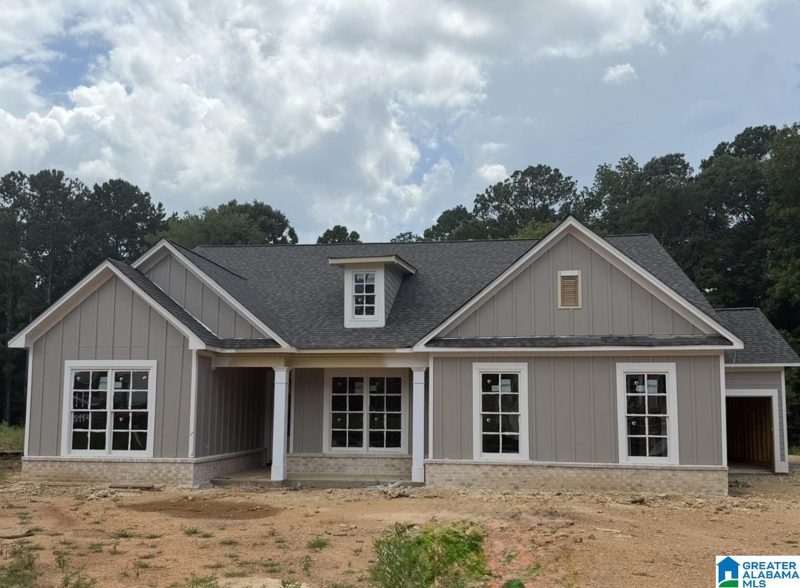 Homes for sale in Trussville, AL | 5442 Hayes Cove Way, Trussville, AL 35173 | MLS# 21425572