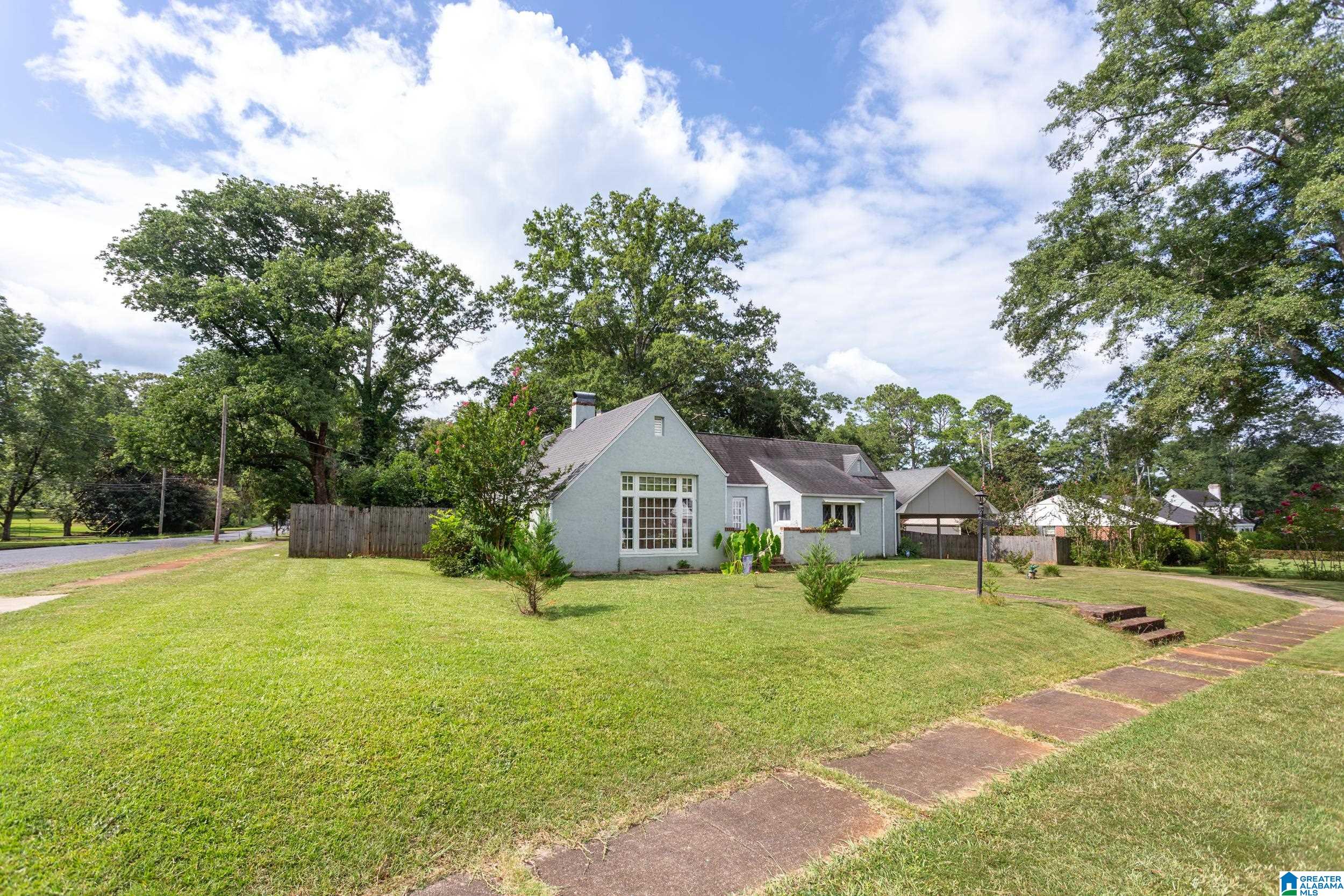 Homes for sale in Talladega, AL | 805 Maple Dr, Talladega, AL 35160 | MLS# 21426552
