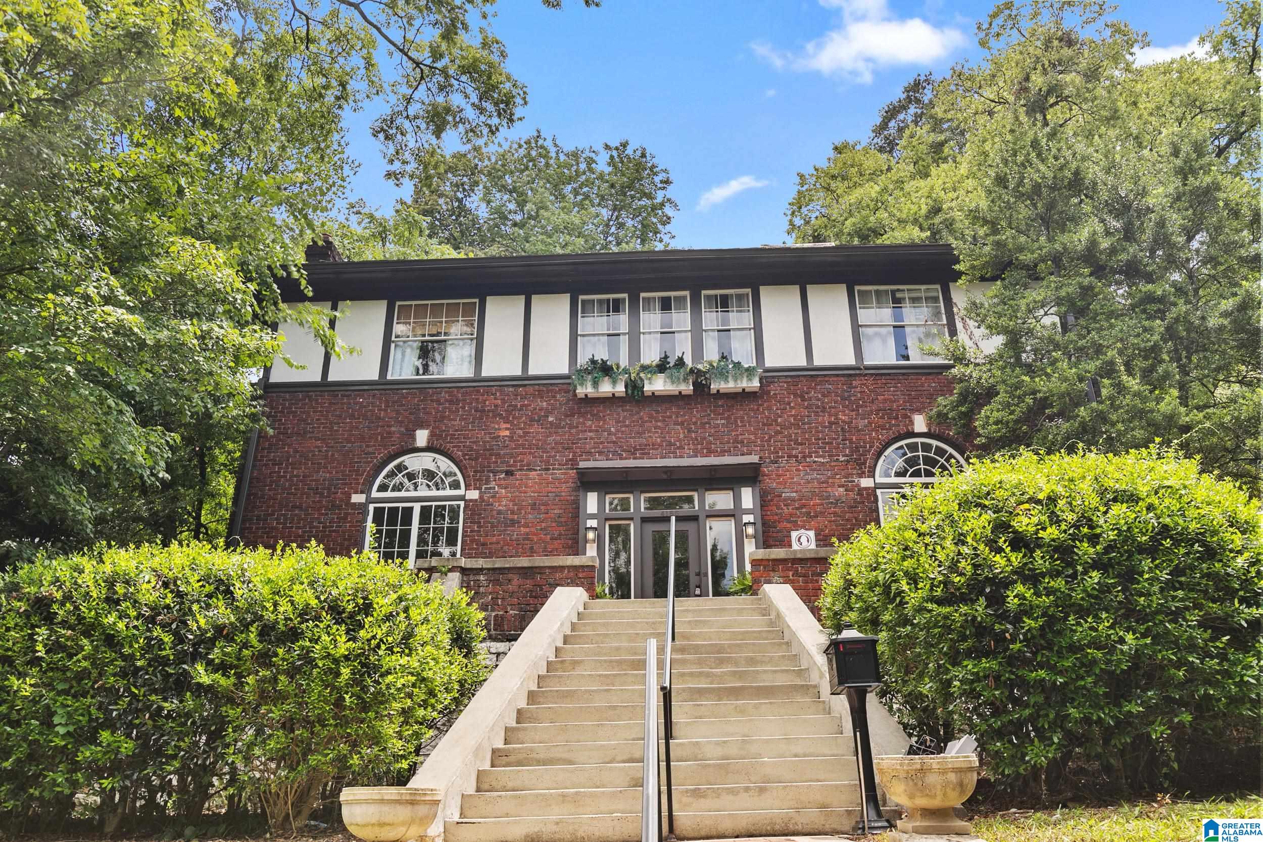 Homes for sale in Birmingham, AL | 4155 Cliff Road S, Birmingham, AL 35222 | MLS# 21426844