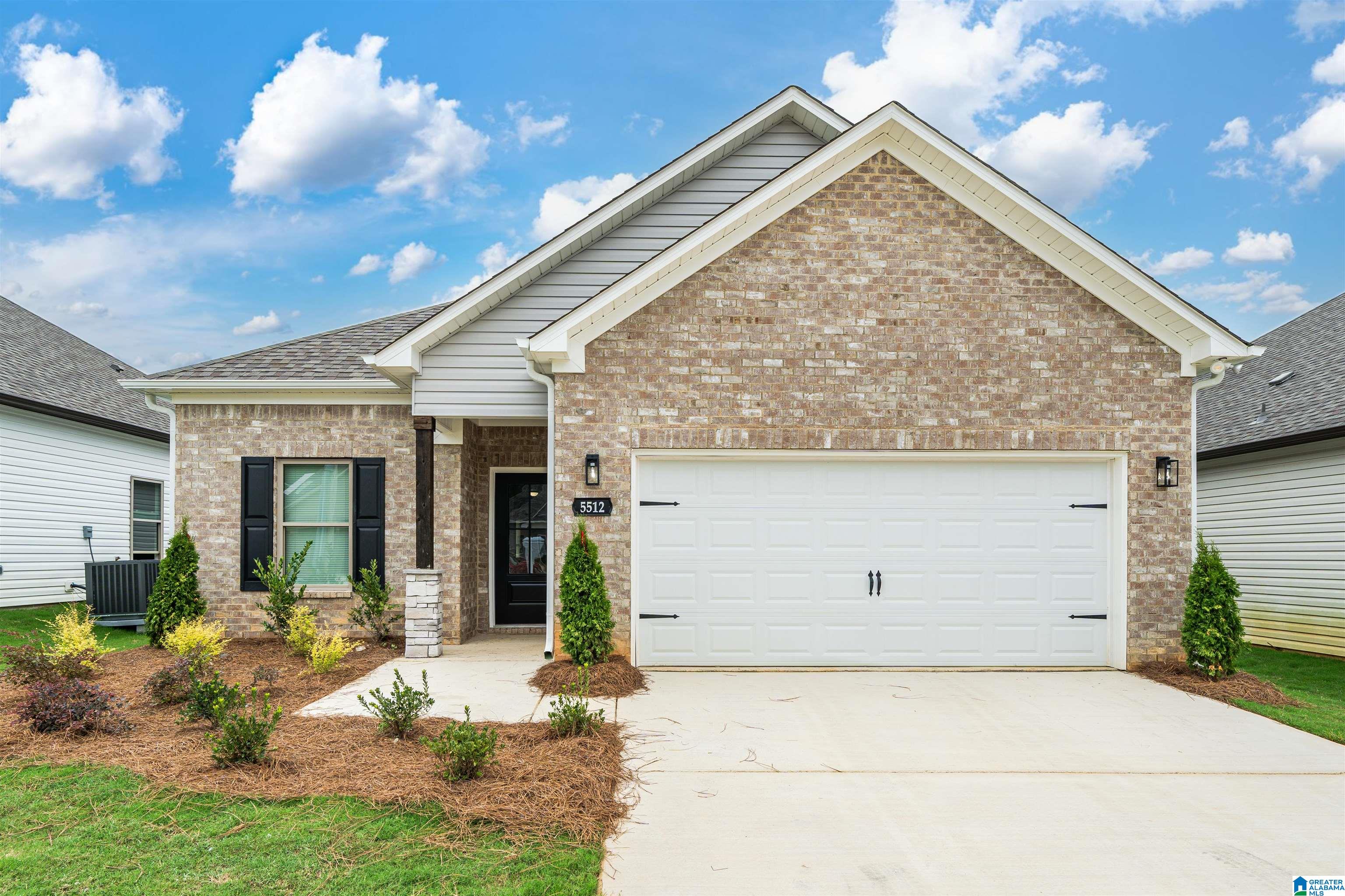 5512 BLUE JAY CIRCLE