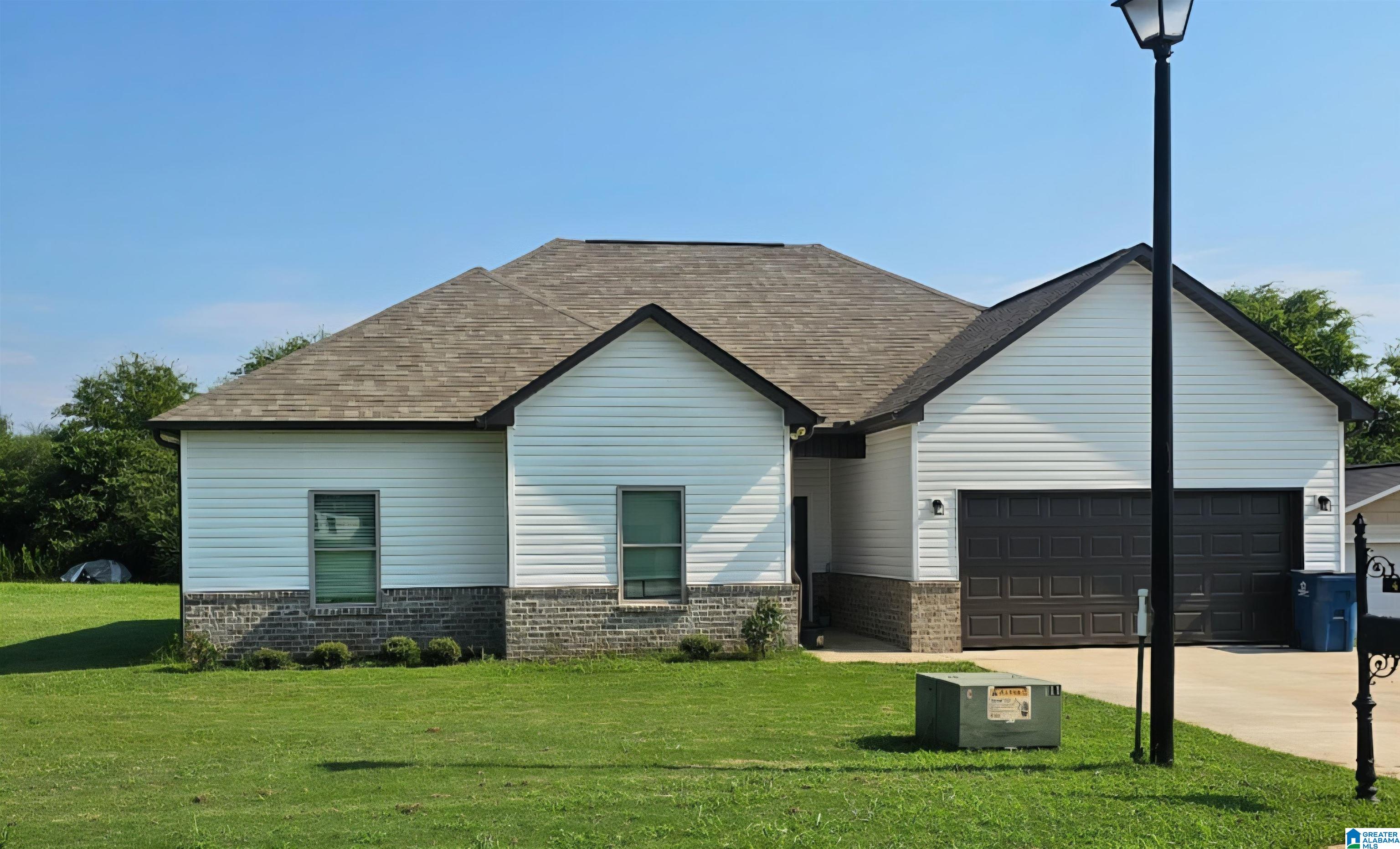41 WHITHALL CIRCLE