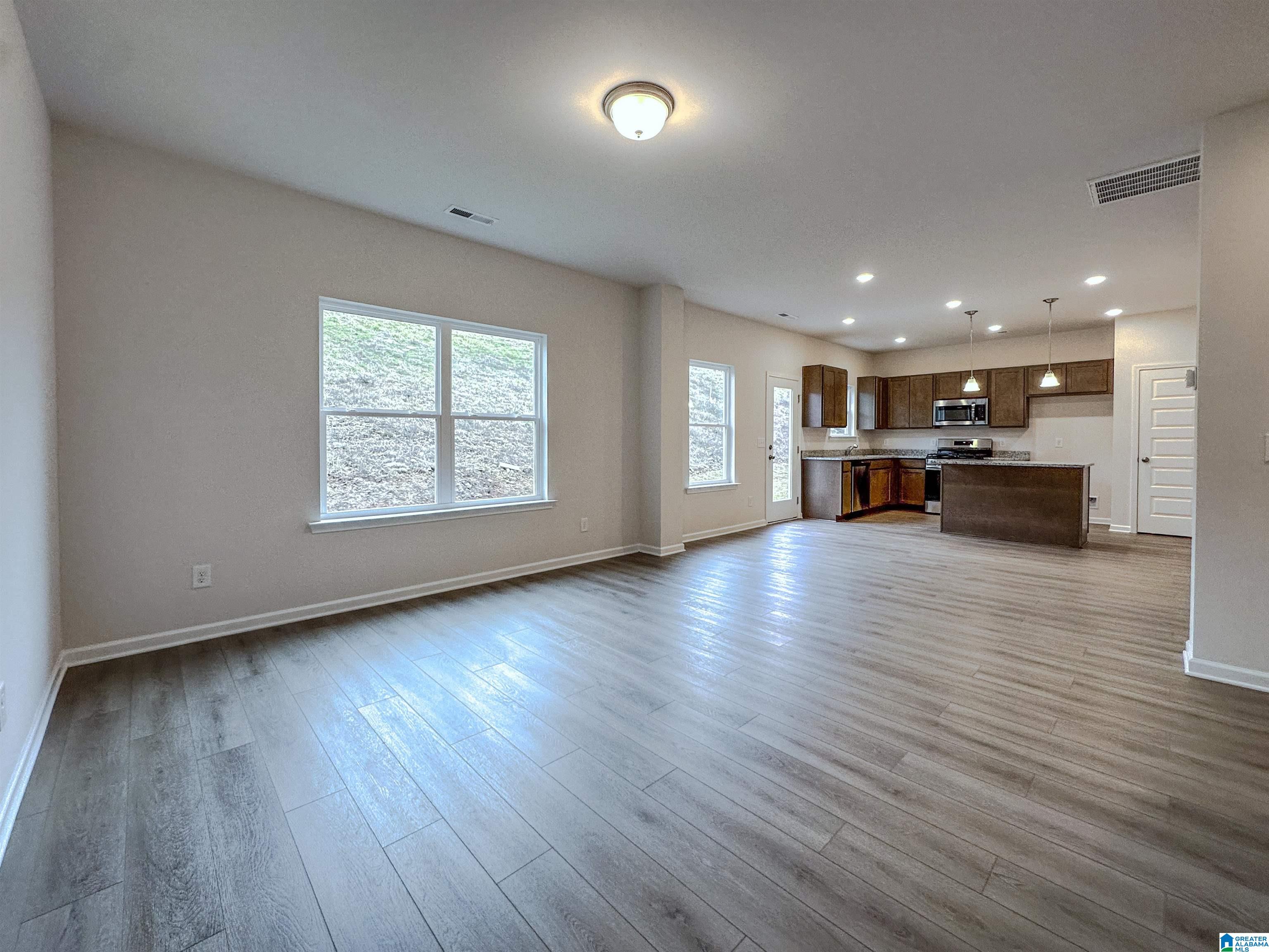 Homes for sale in Leeds, AL | 2037 Valley Run, Leeds, AL 35094 | MLS# 21427183