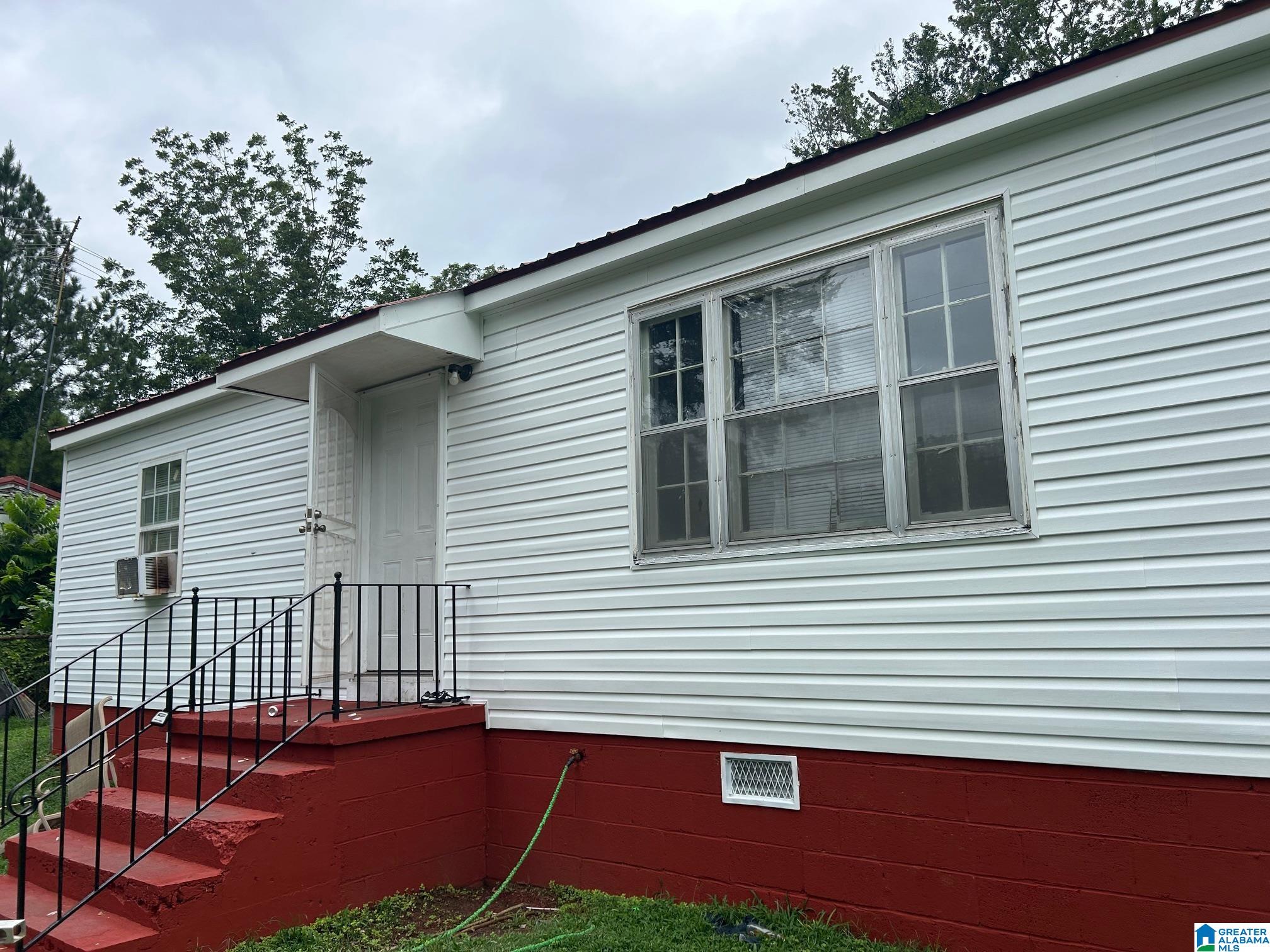 312 SHAW AVENUE