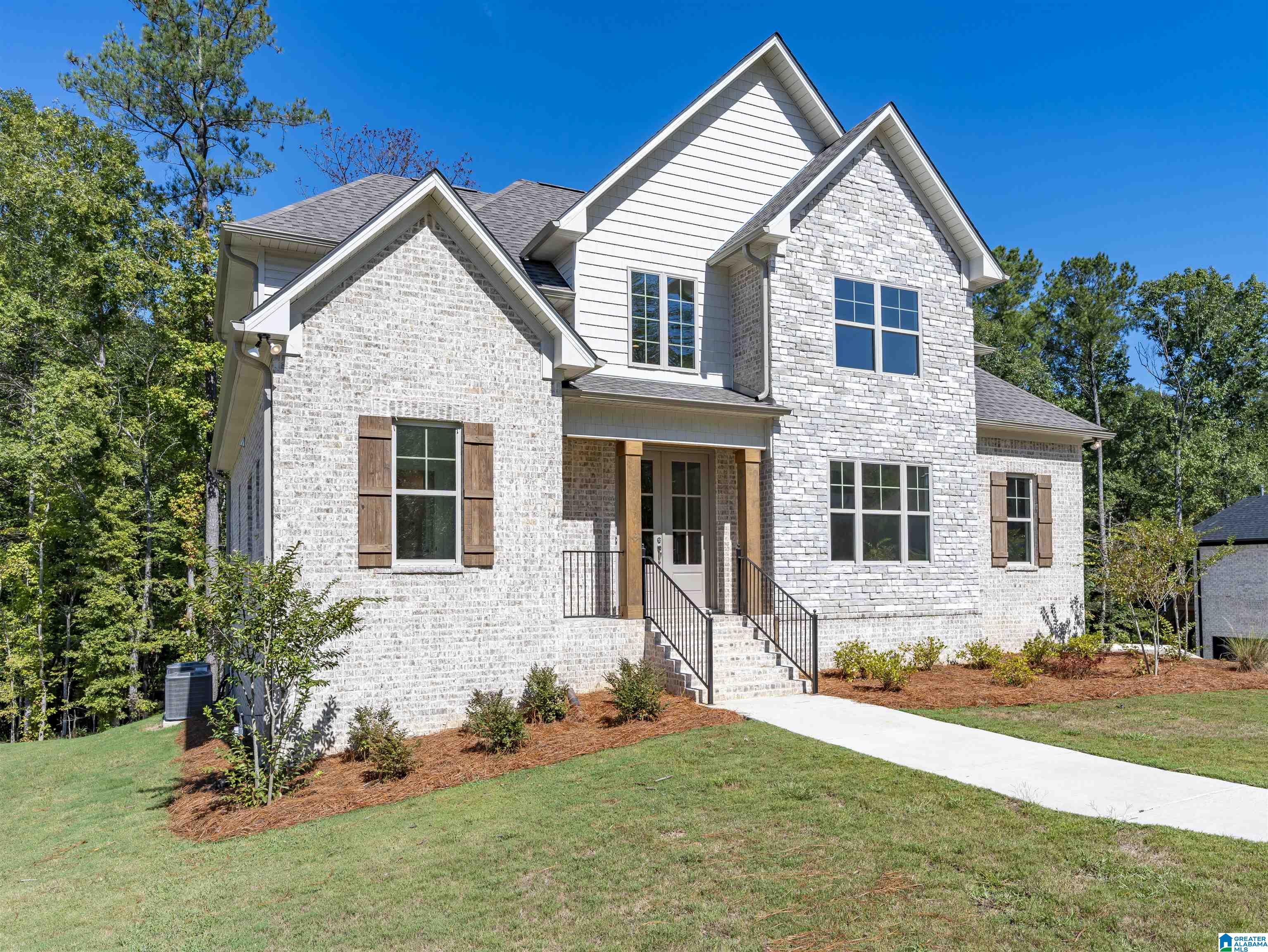 1114 GREY OAKS VALLEY
